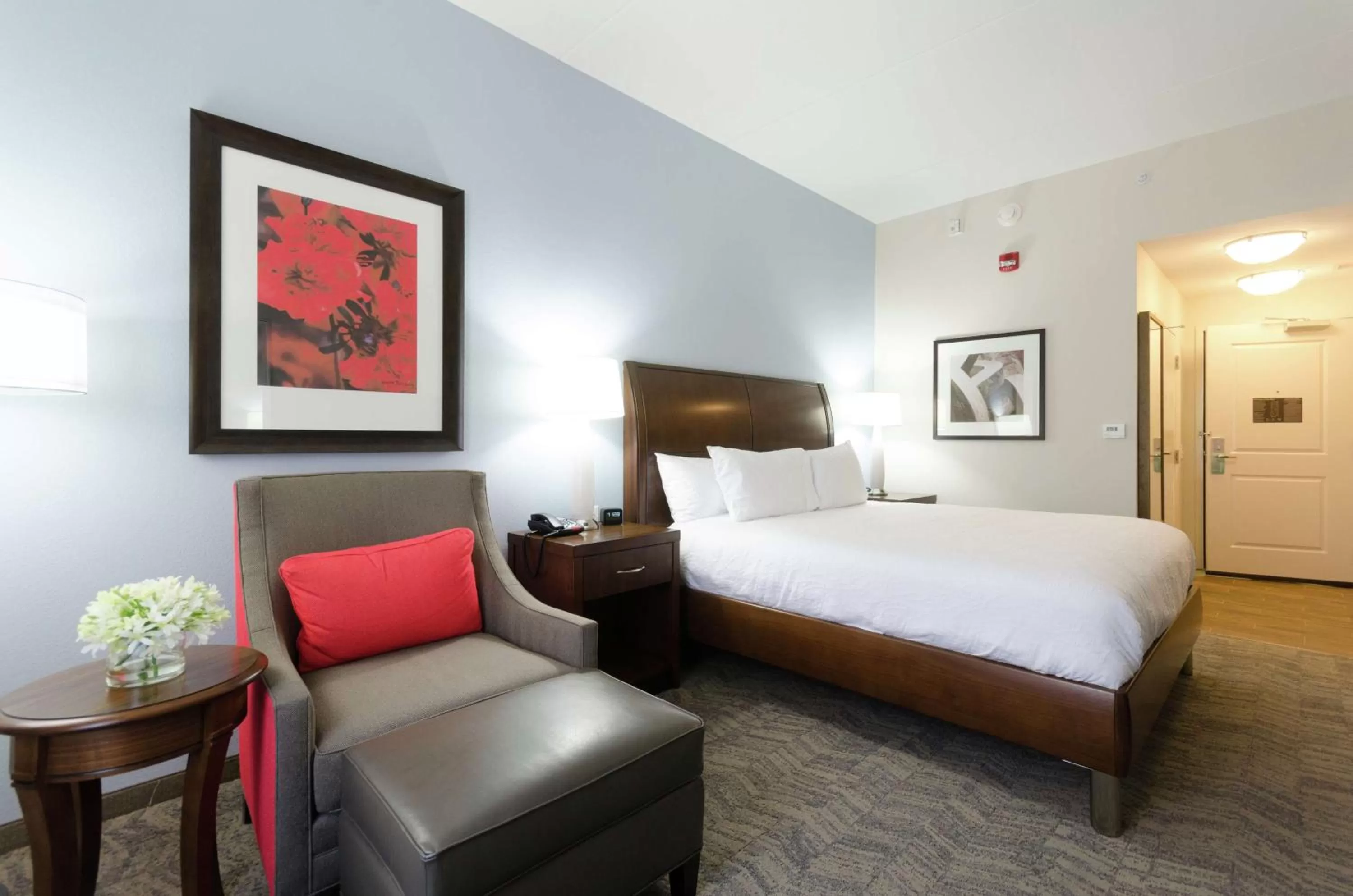 Photo of the whole room, Bed in Hilton Garden Inn Hickory