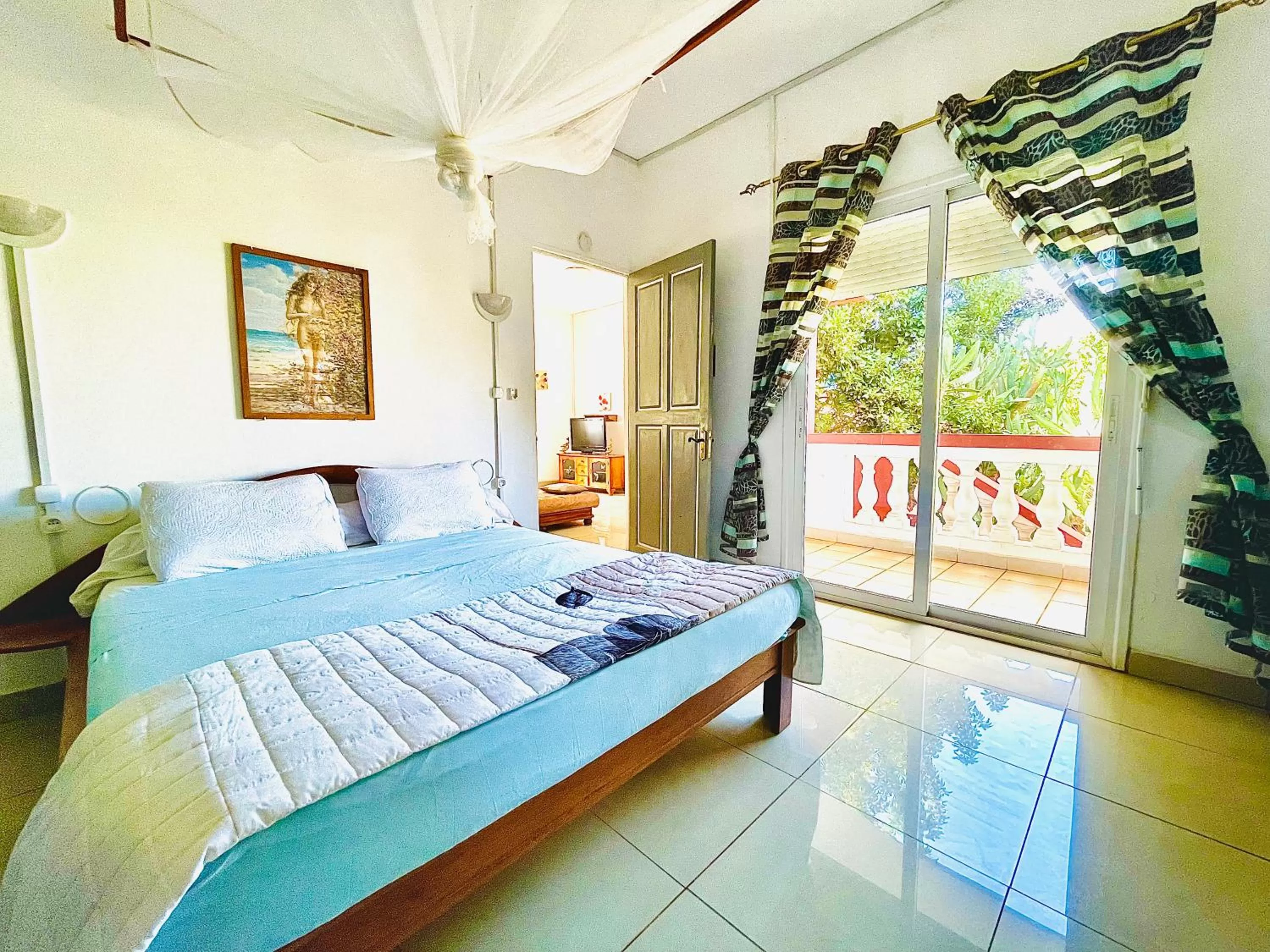 Bedroom, Bed in Régina Lodge Diégo Suarez Madagascar