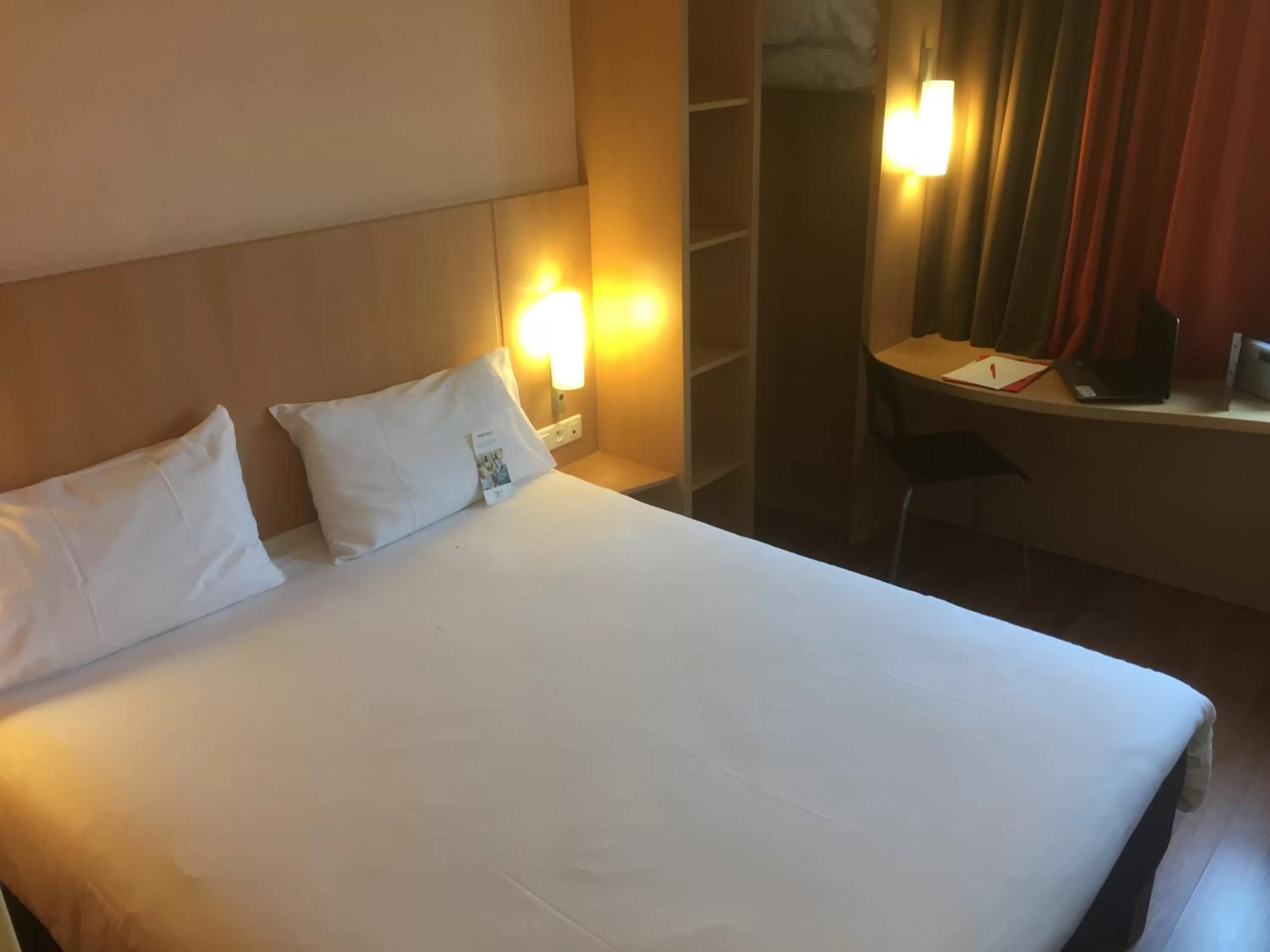 Bed in ibis Périgueux Centre