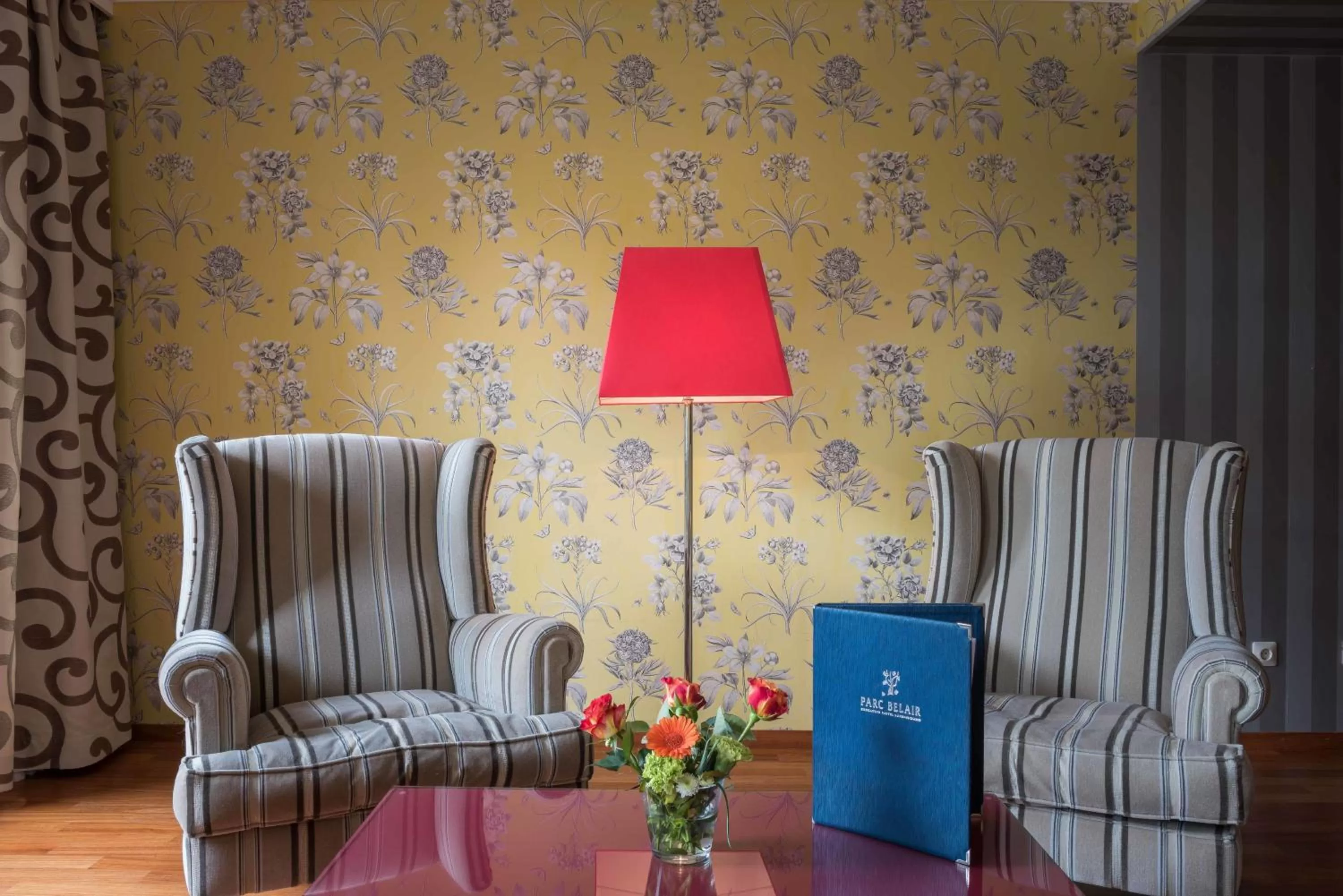 Seating area in Hotel Parc Belair