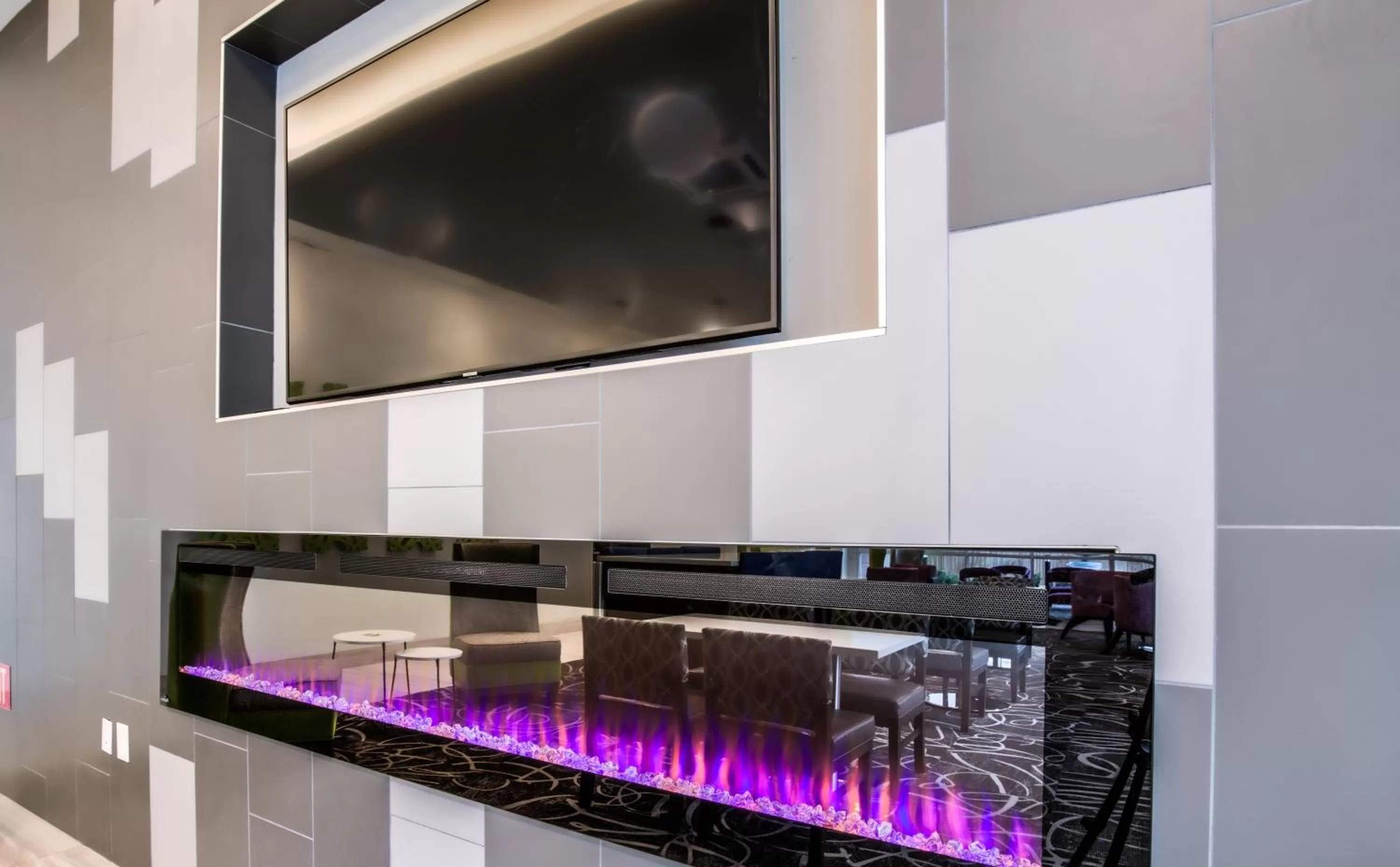 Communal lounge/ TV room in La Quinta by Wyndham Mobile