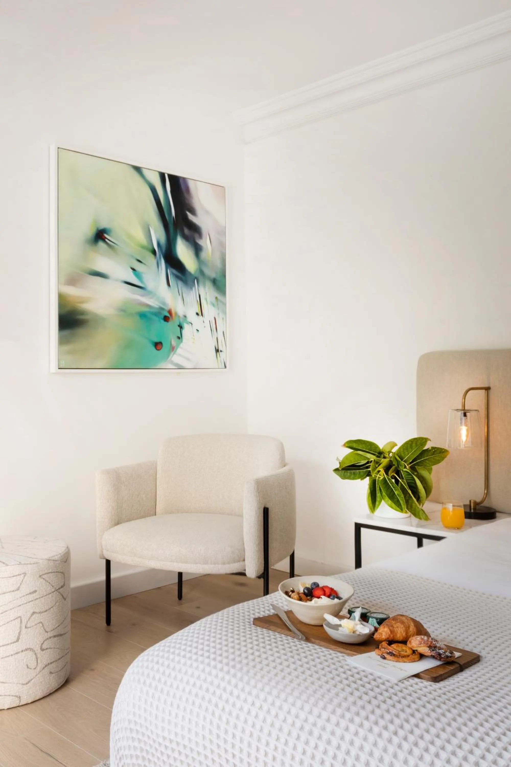 Bed in The Clarendon - Fresnaye