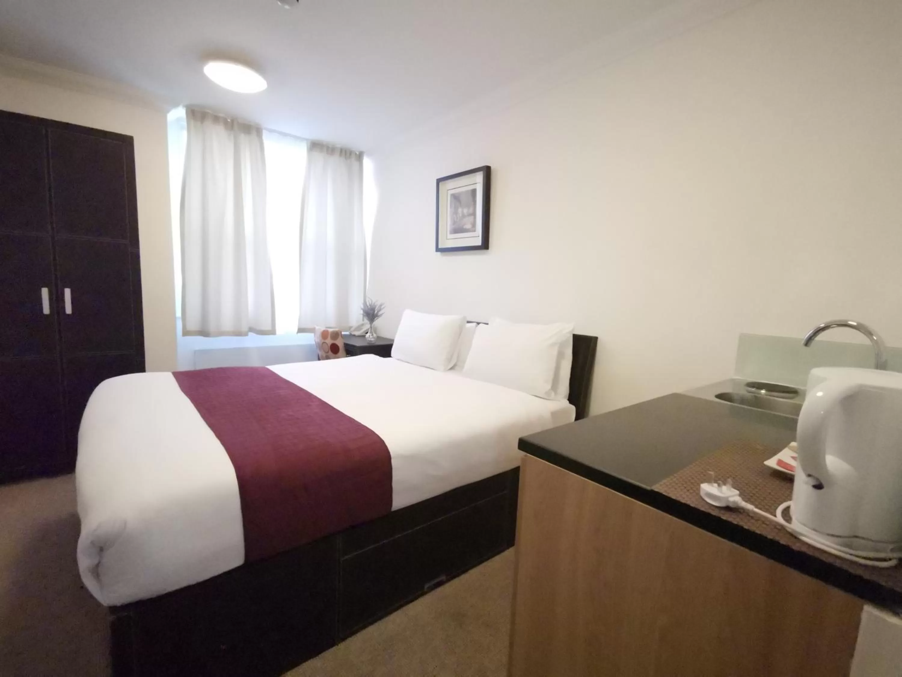 Bedroom, Bed in The Royale Chulan Hyde Park Hotel