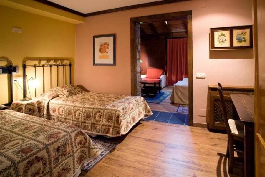 Bed in Hotel Hospital de Benasque