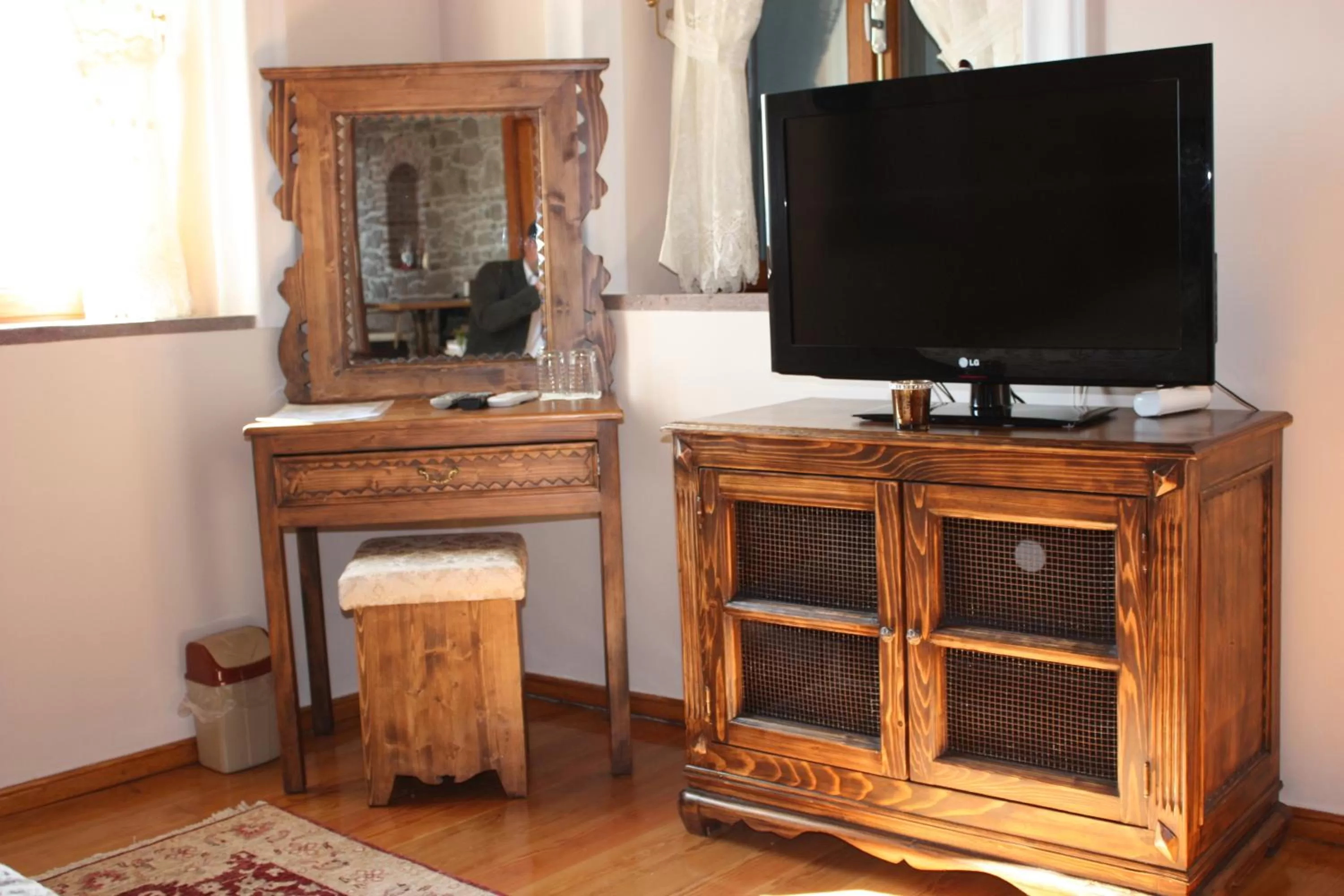 TV and multimedia in Hera Hotel