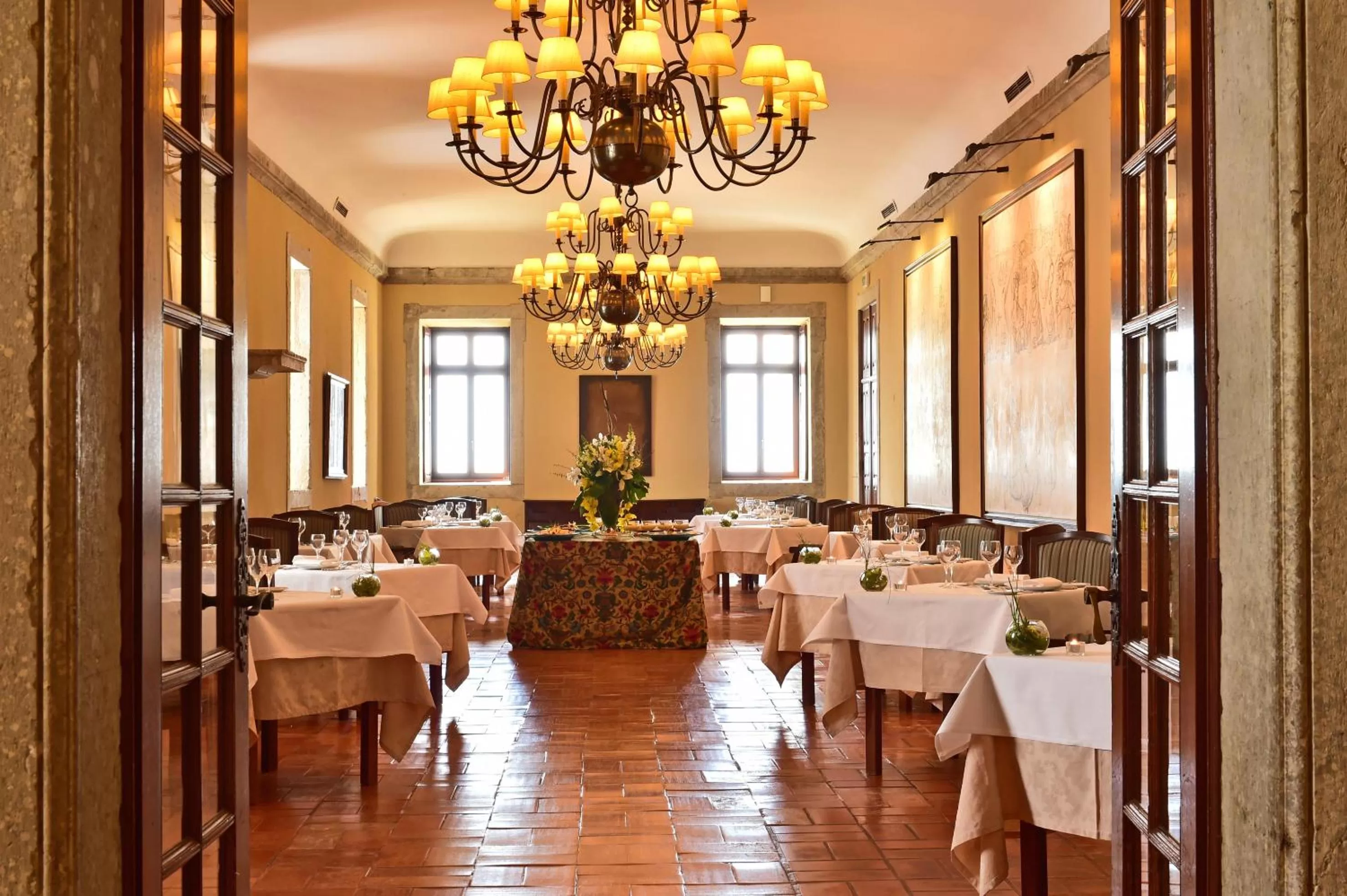 Restaurant/places to eat in Pousada Castelo de Palmela