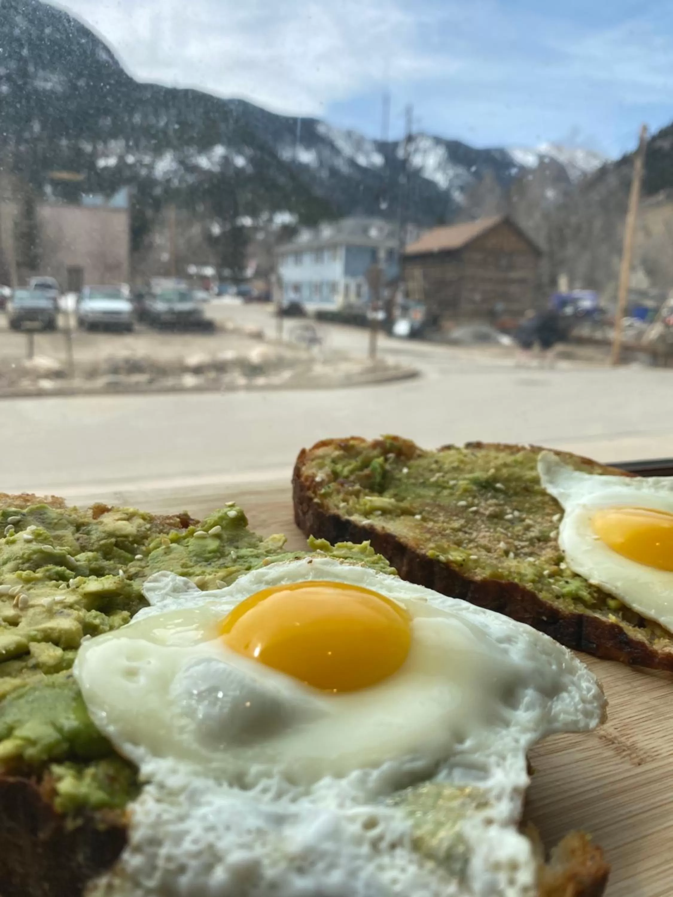 Breakfast in Clear Creek Inn