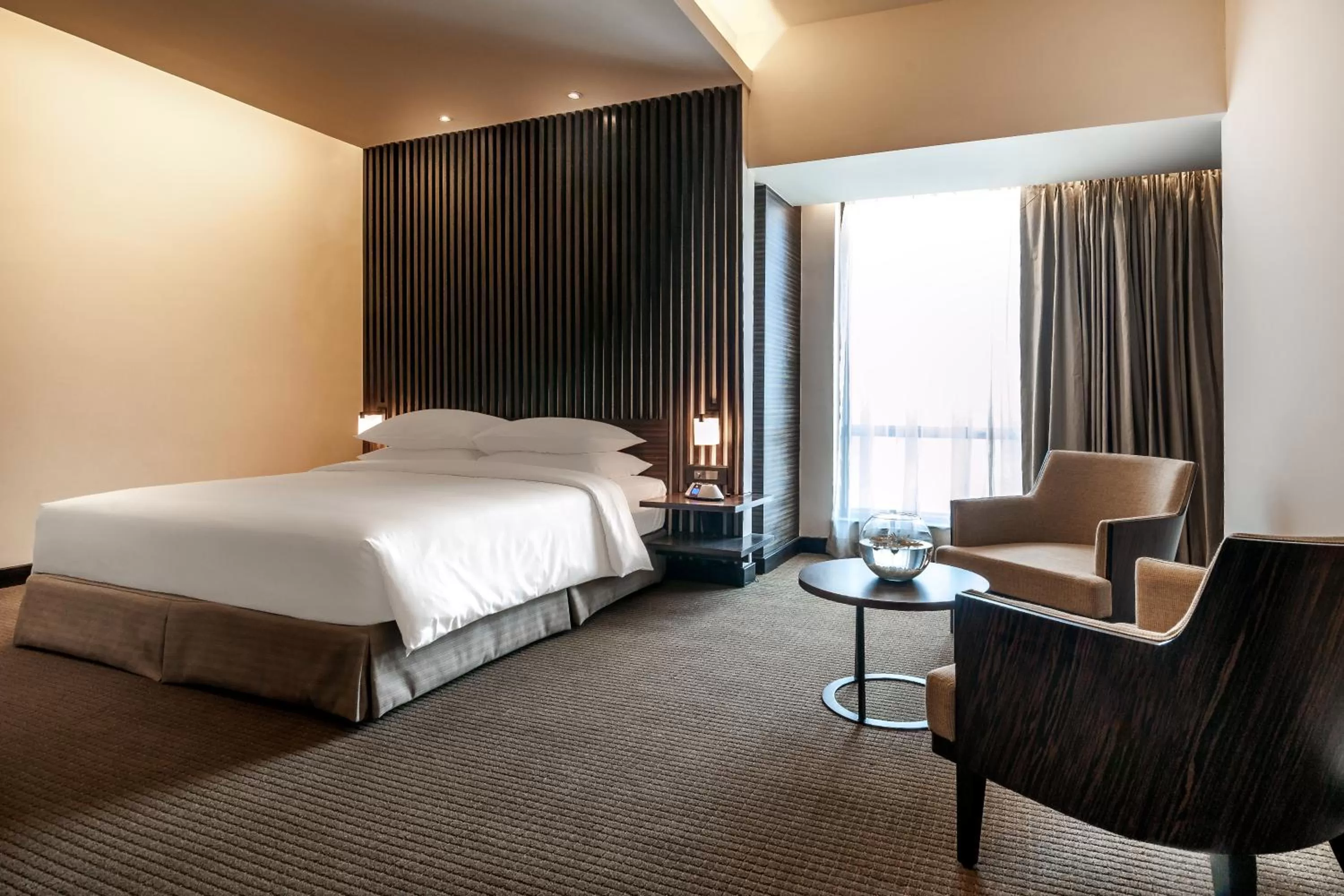 Bedroom, Bed in Hyatt Raipur