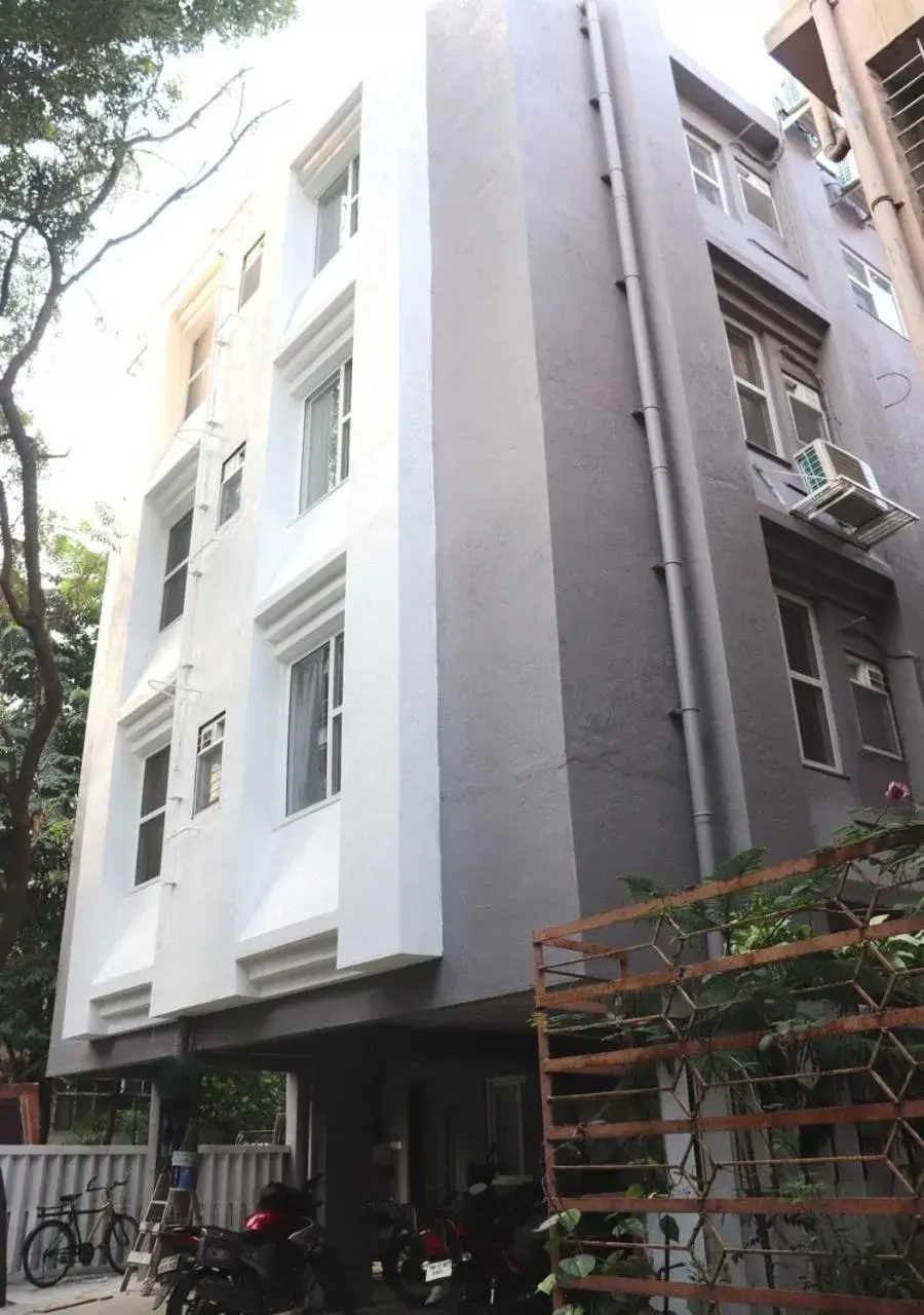 Sharman Suites Sharman Suites