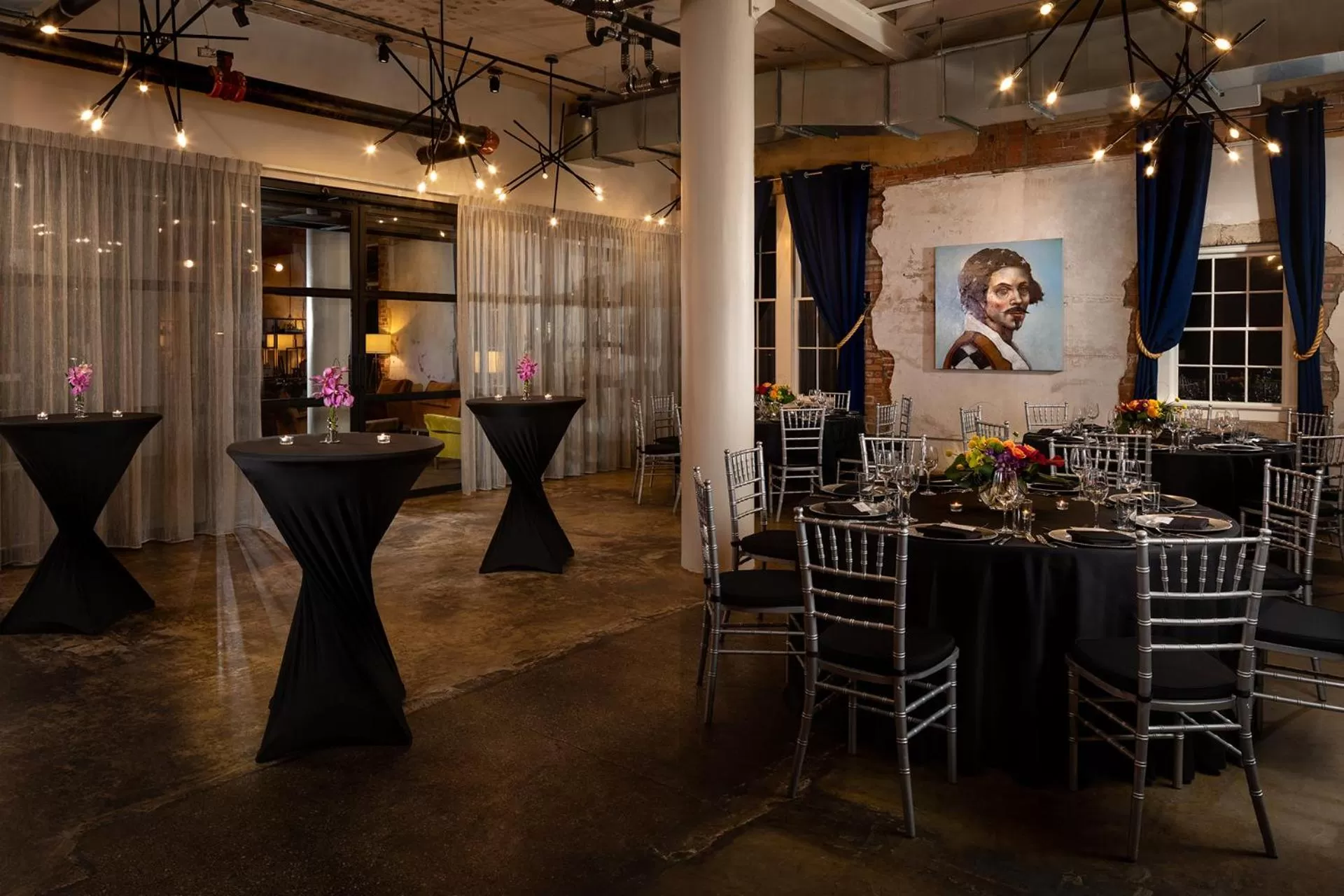 Banquet/Function facilities in Canvas Hotel Dallas