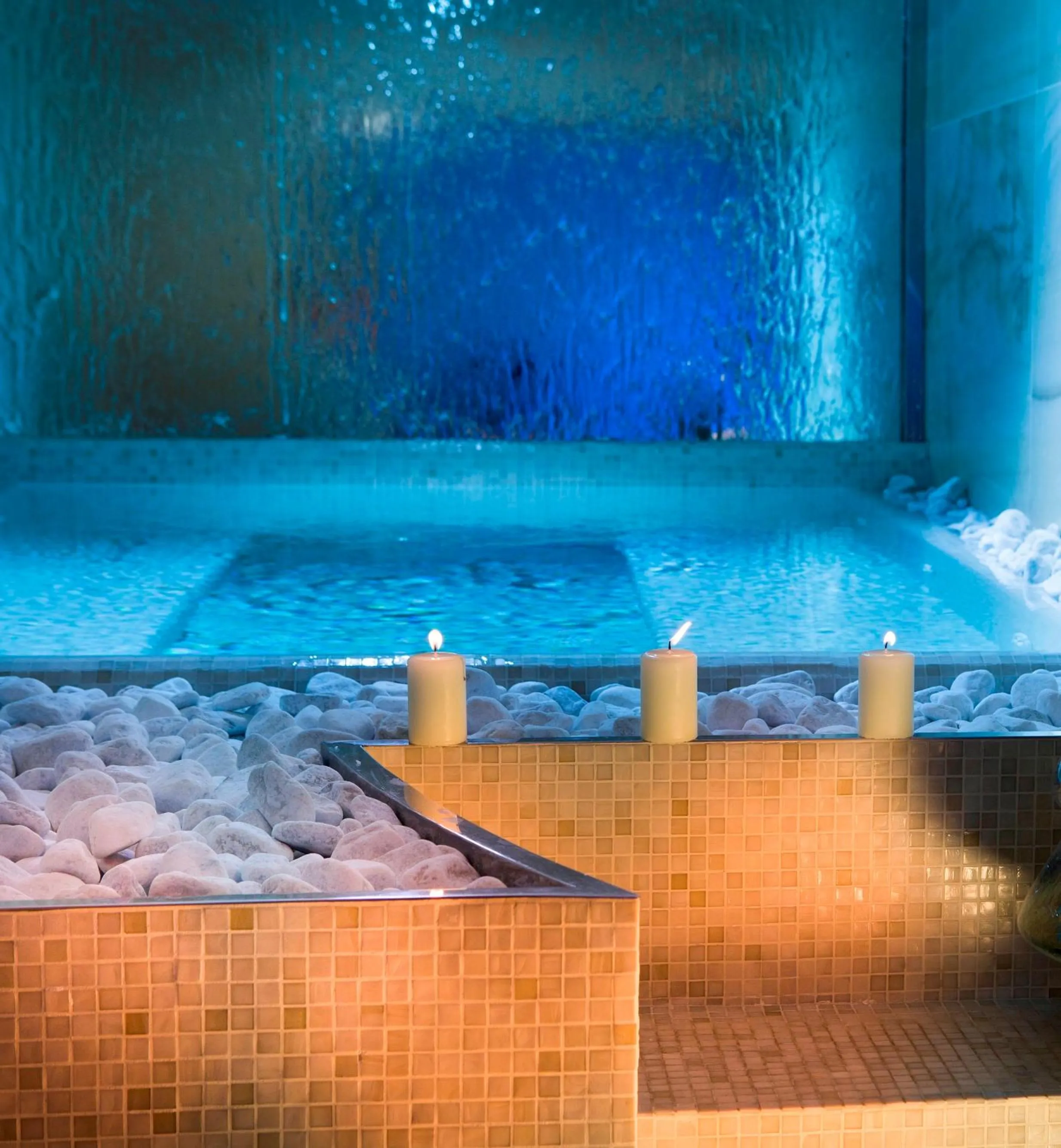 Hot Tub in Hotel Feldberg