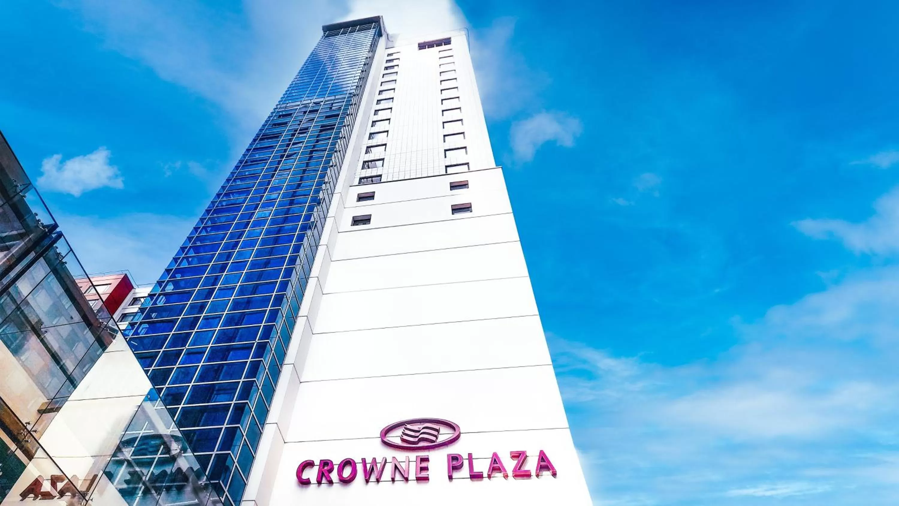 Property building in Crowne Plaza Auckland by IHG