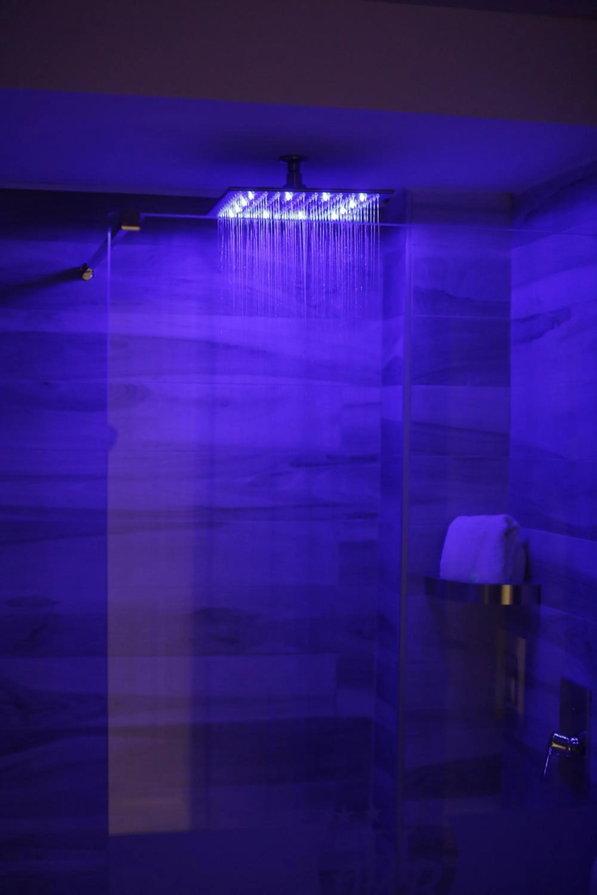 Shower in Hotel Vergilius Billia