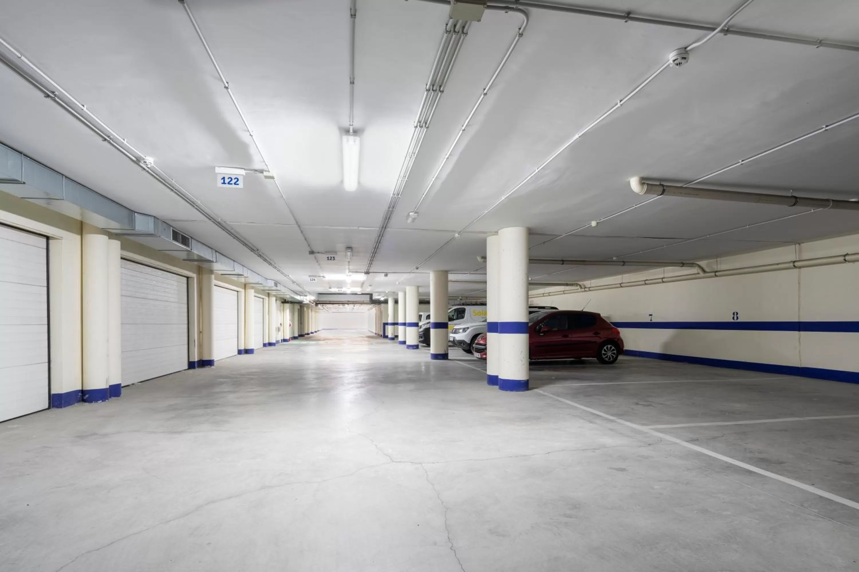 Parking in Alda Route 42