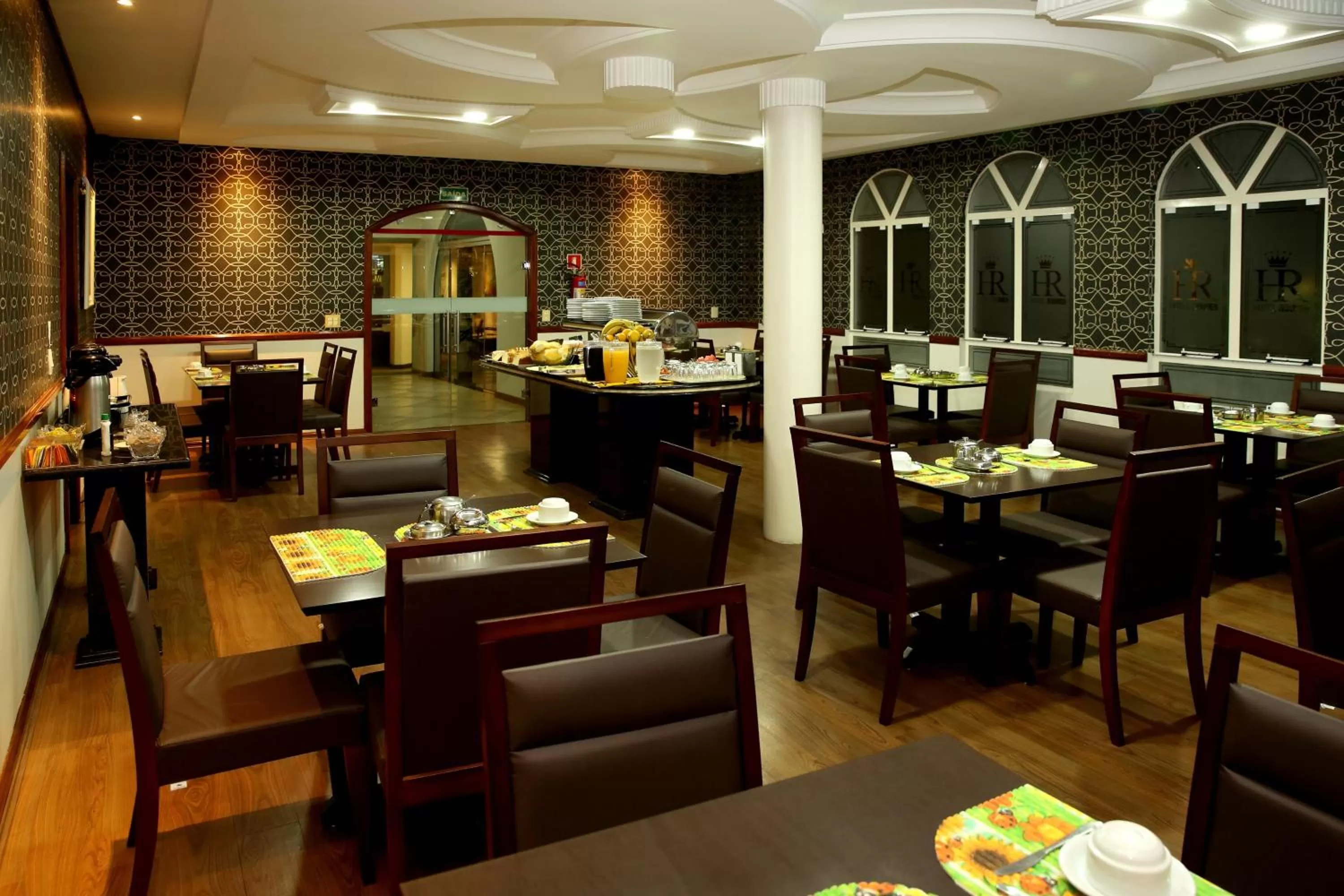 Restaurant/places to eat in Hotel Rouver