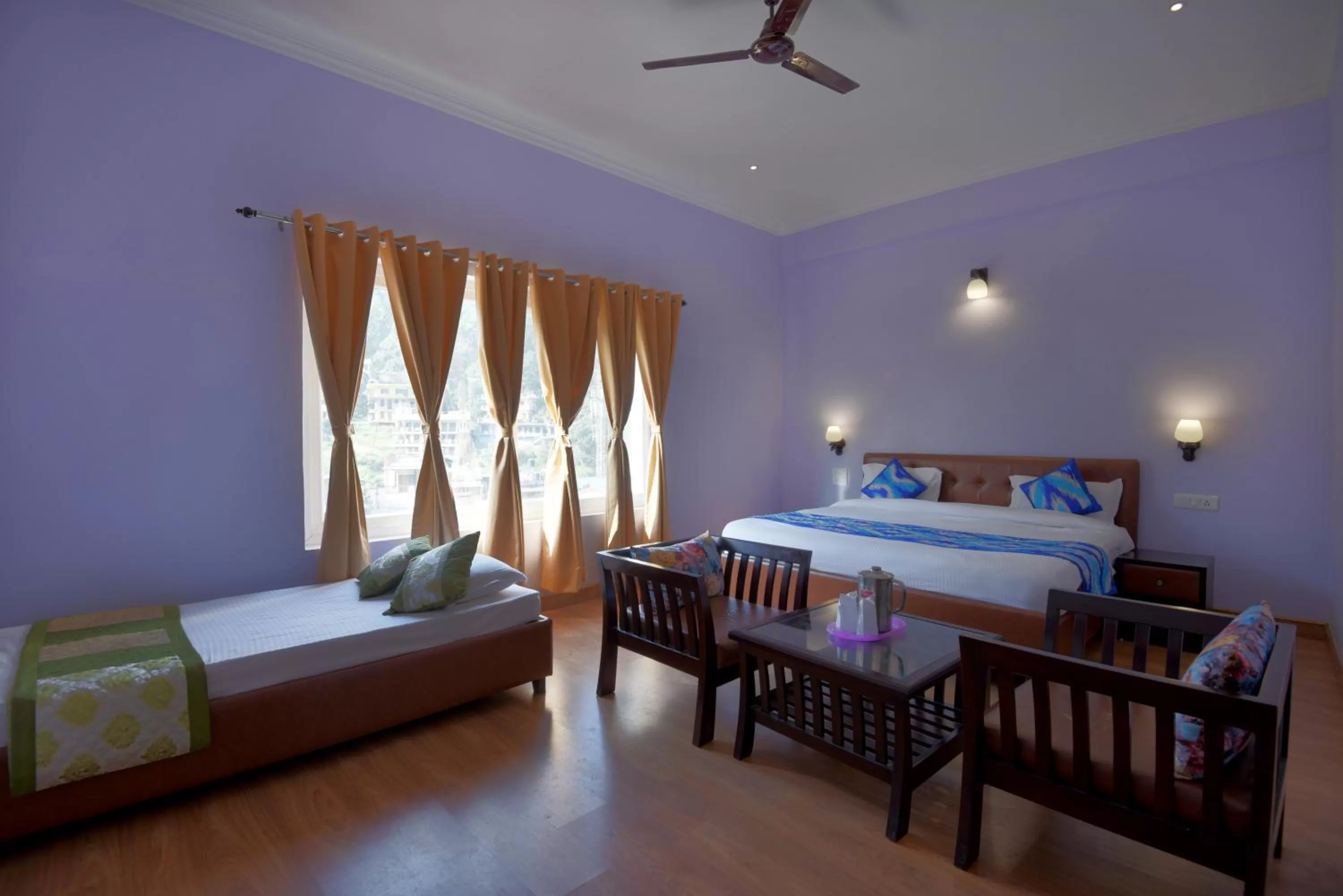 Photo of the whole room, Bed in Hotel Vista Bhowali, Nainital - Vegetarian