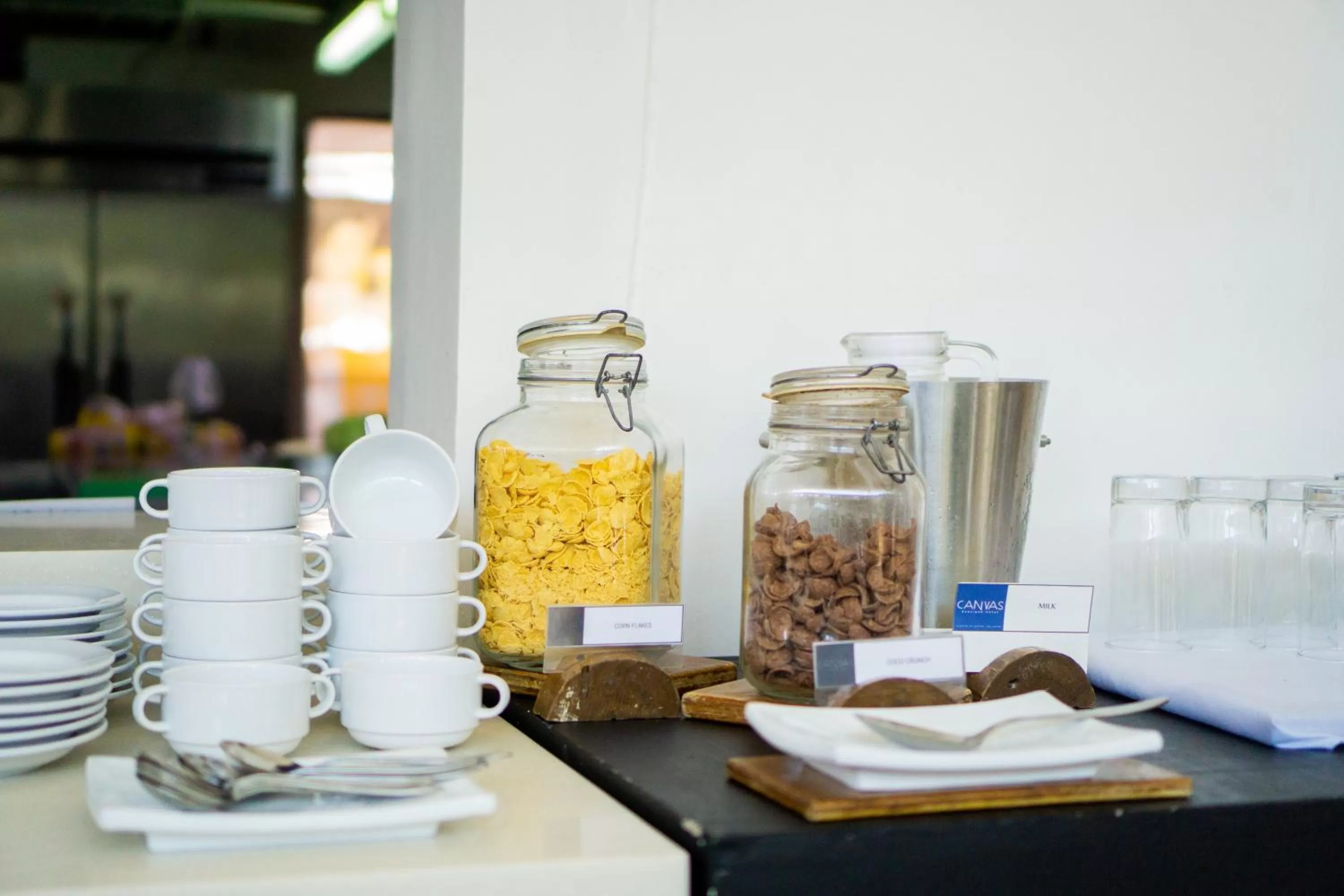 Restaurant/places to eat in Canvas Boutique Hotel