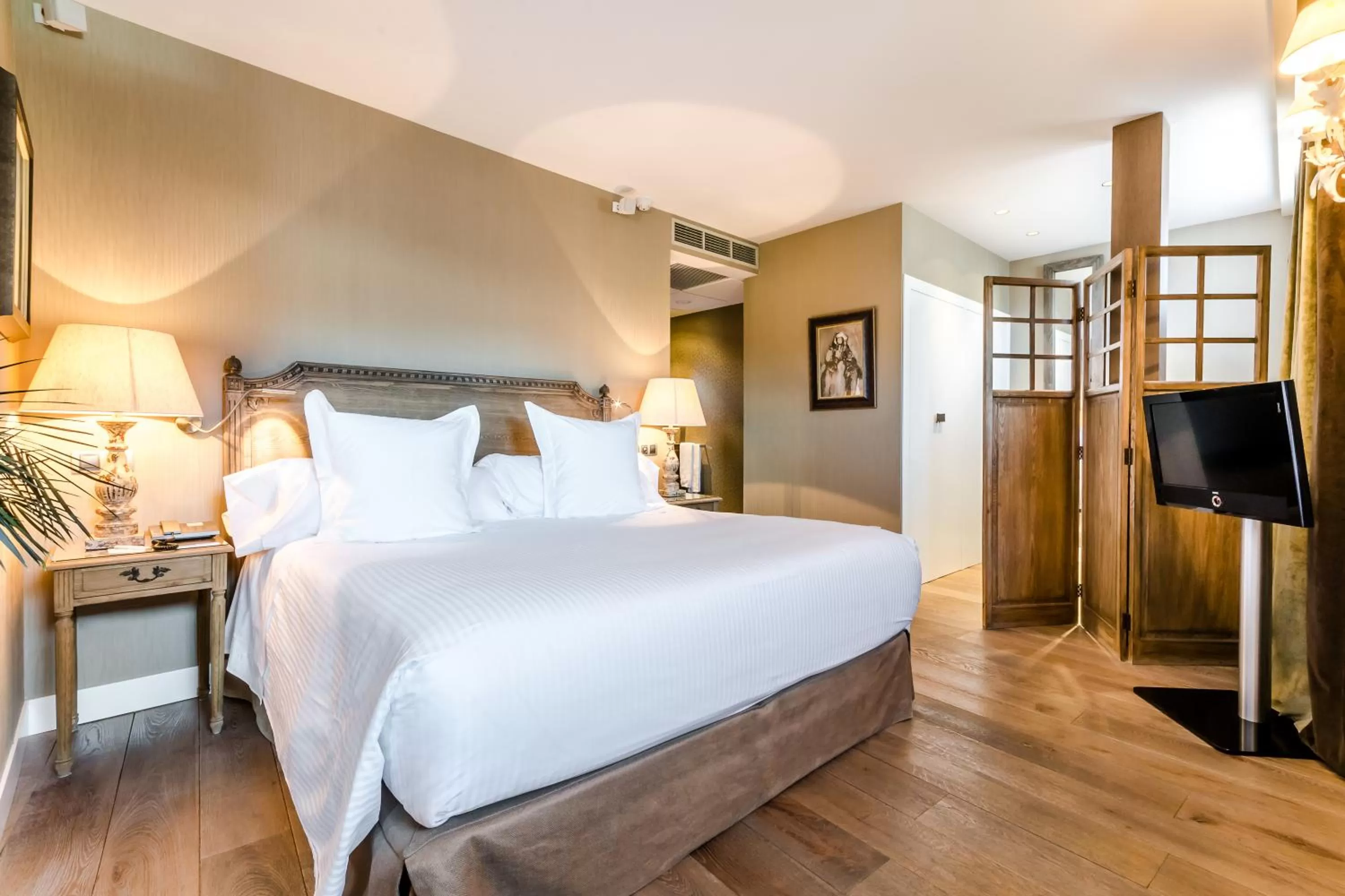 Bedroom, Bed in Grand Hotel Don Gregorio