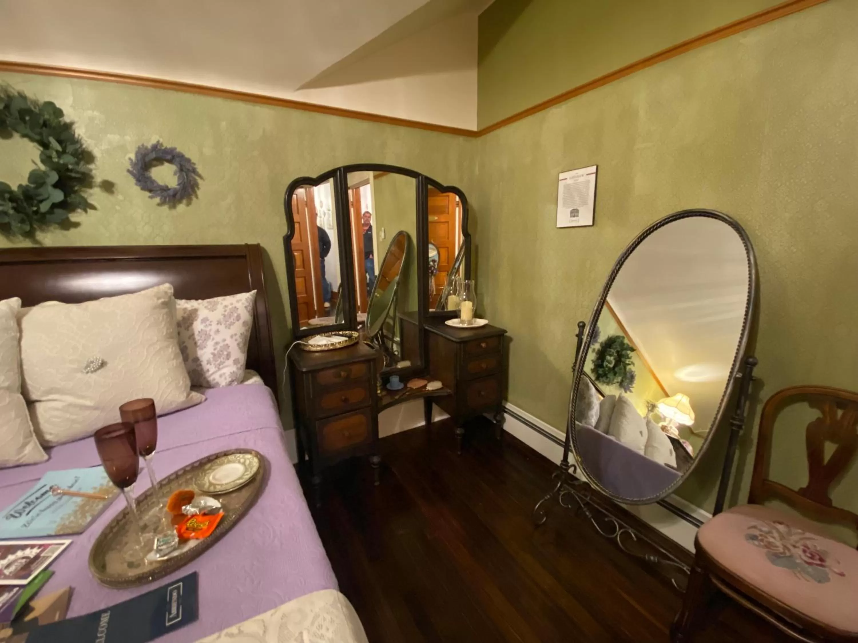 Bed in The Abriendo Inn