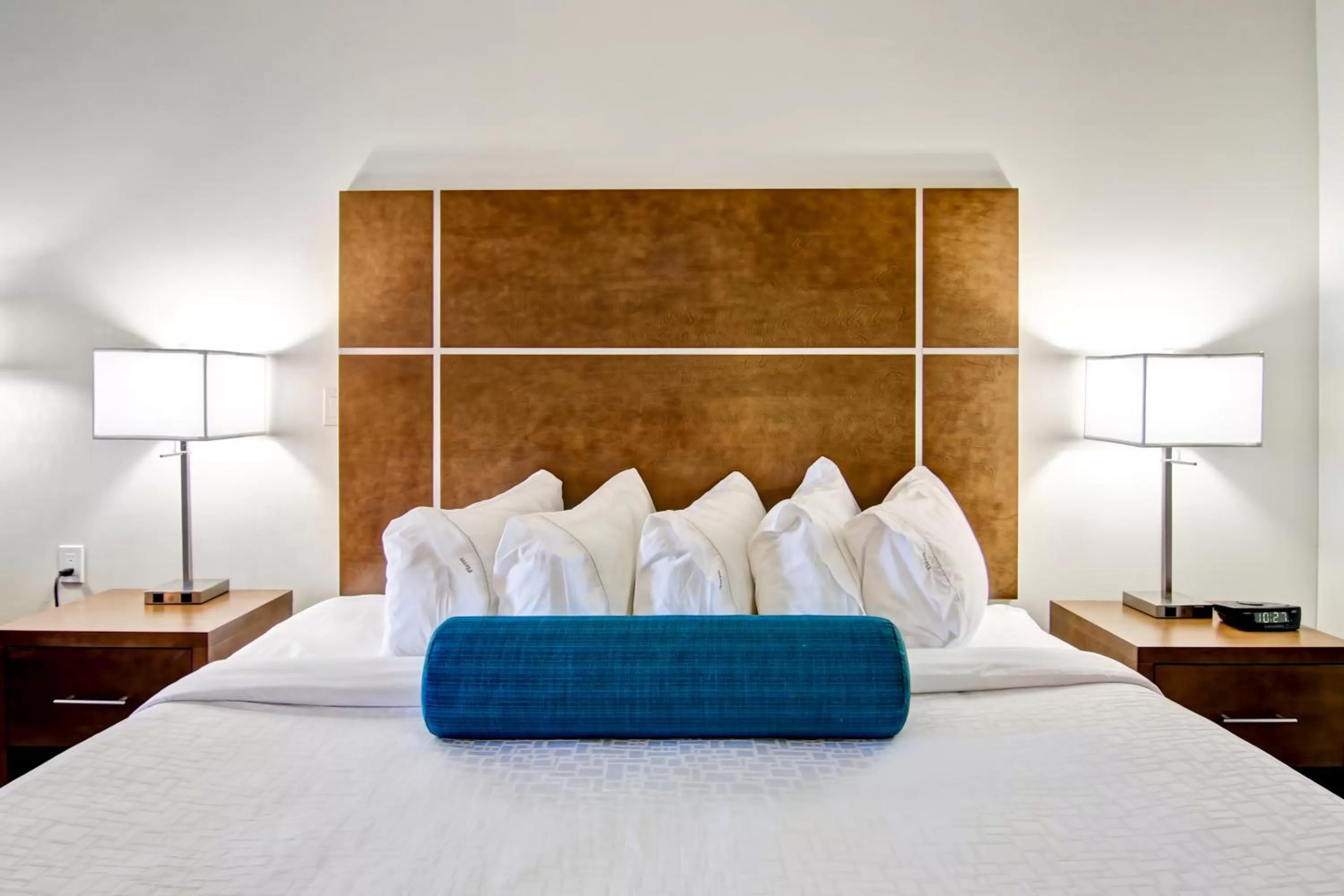 Bed in Canalta Selkirk