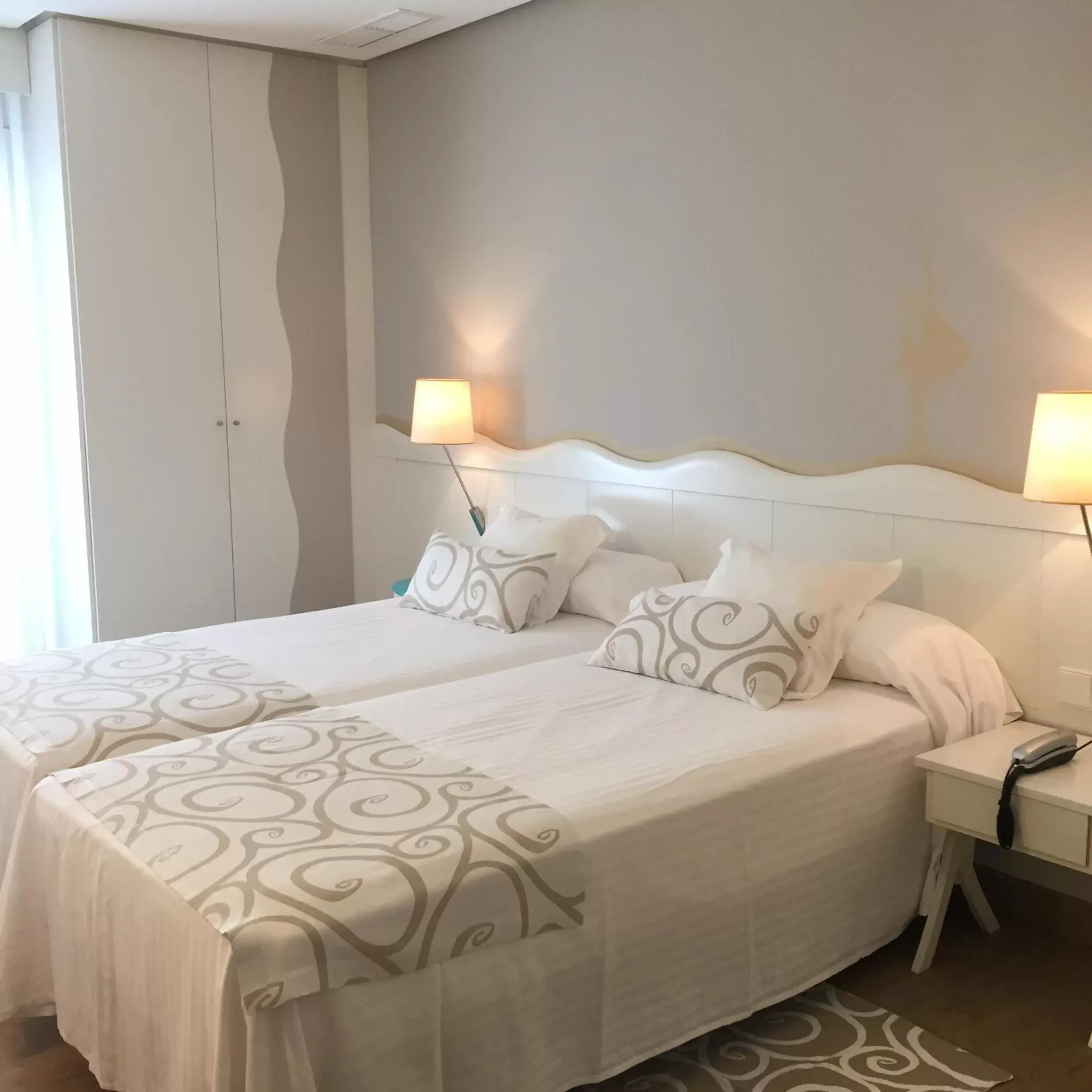 Double or Twin Room - Spa Package in Hotel Meridional Double or Twin Room - Spa Package in Hotel Meridional