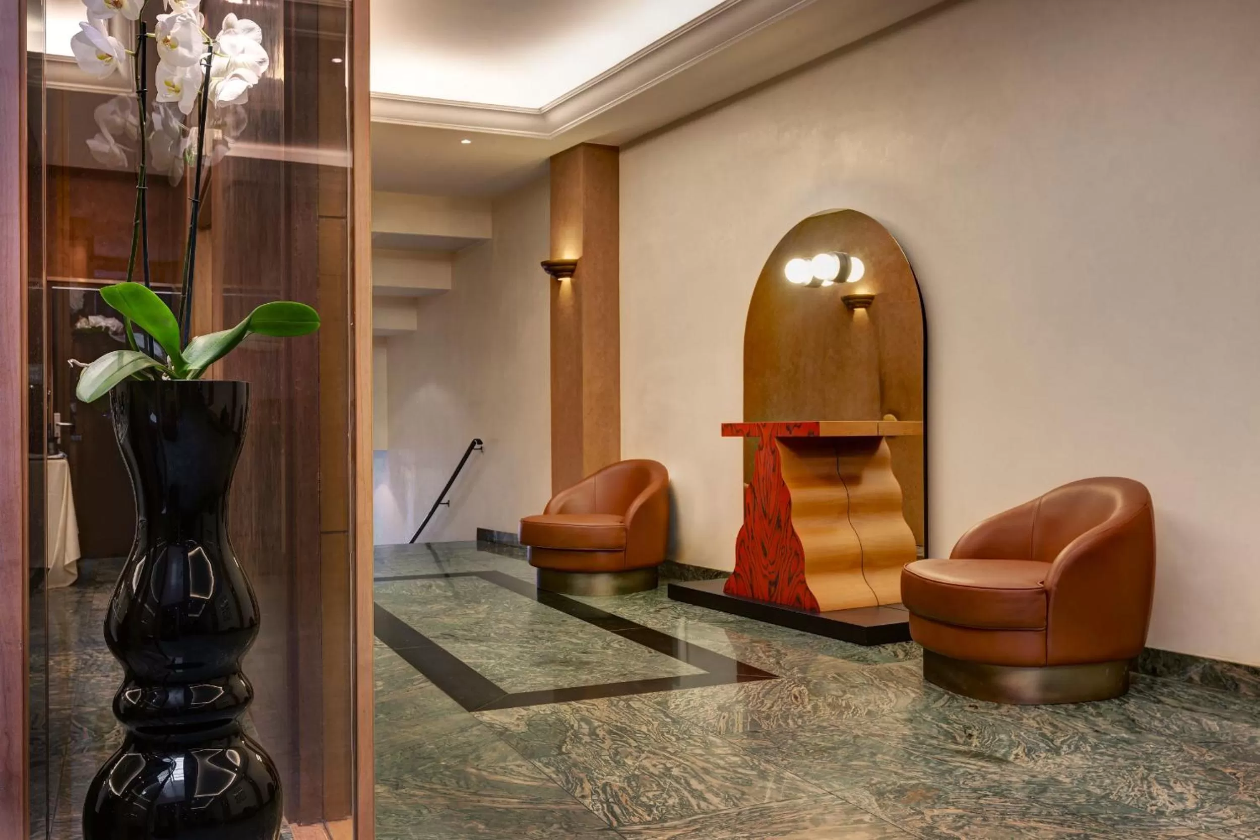 Lobby or reception in Le Patio Bastille