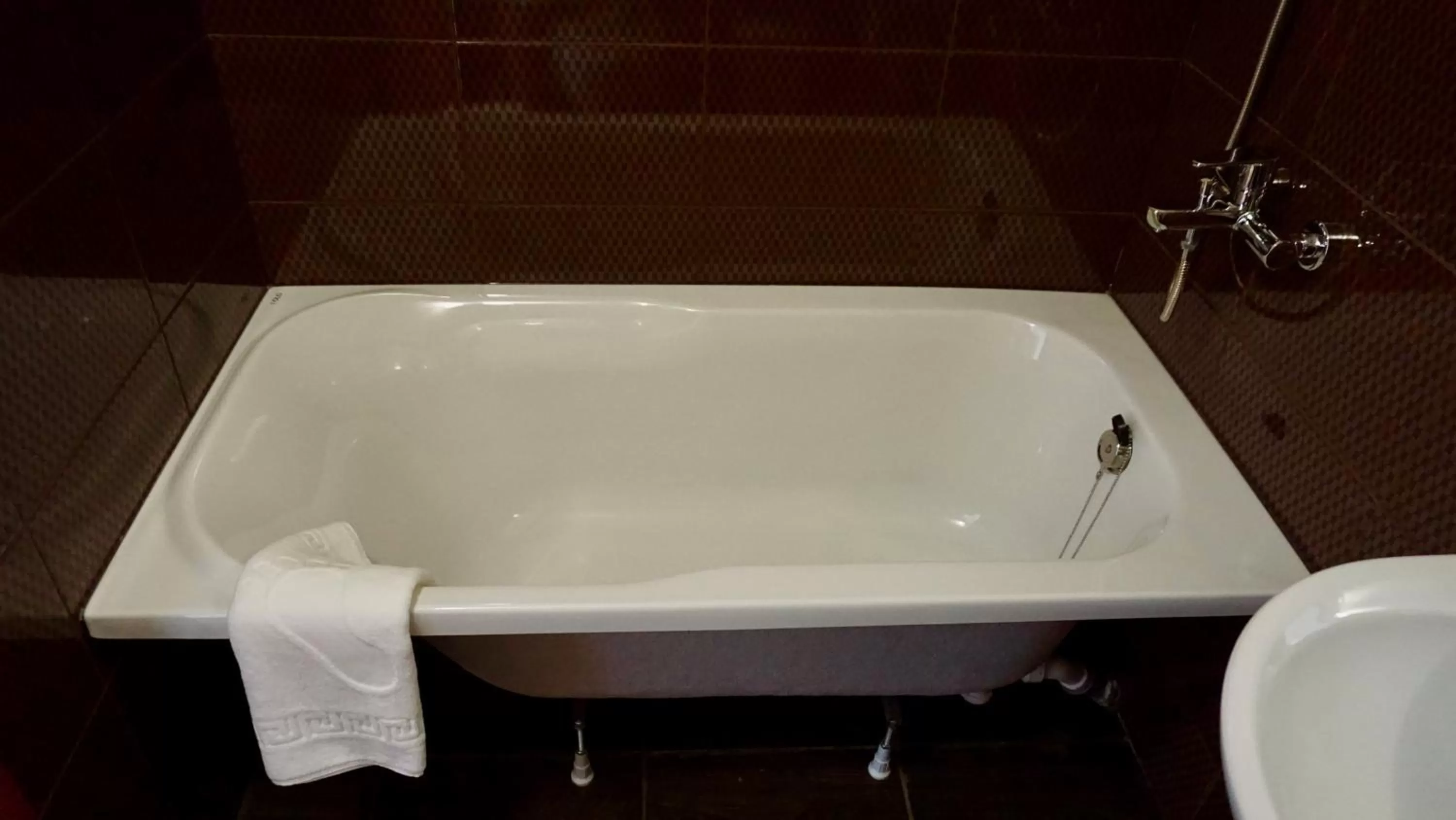Bathroom in Zhuliany City Hotel