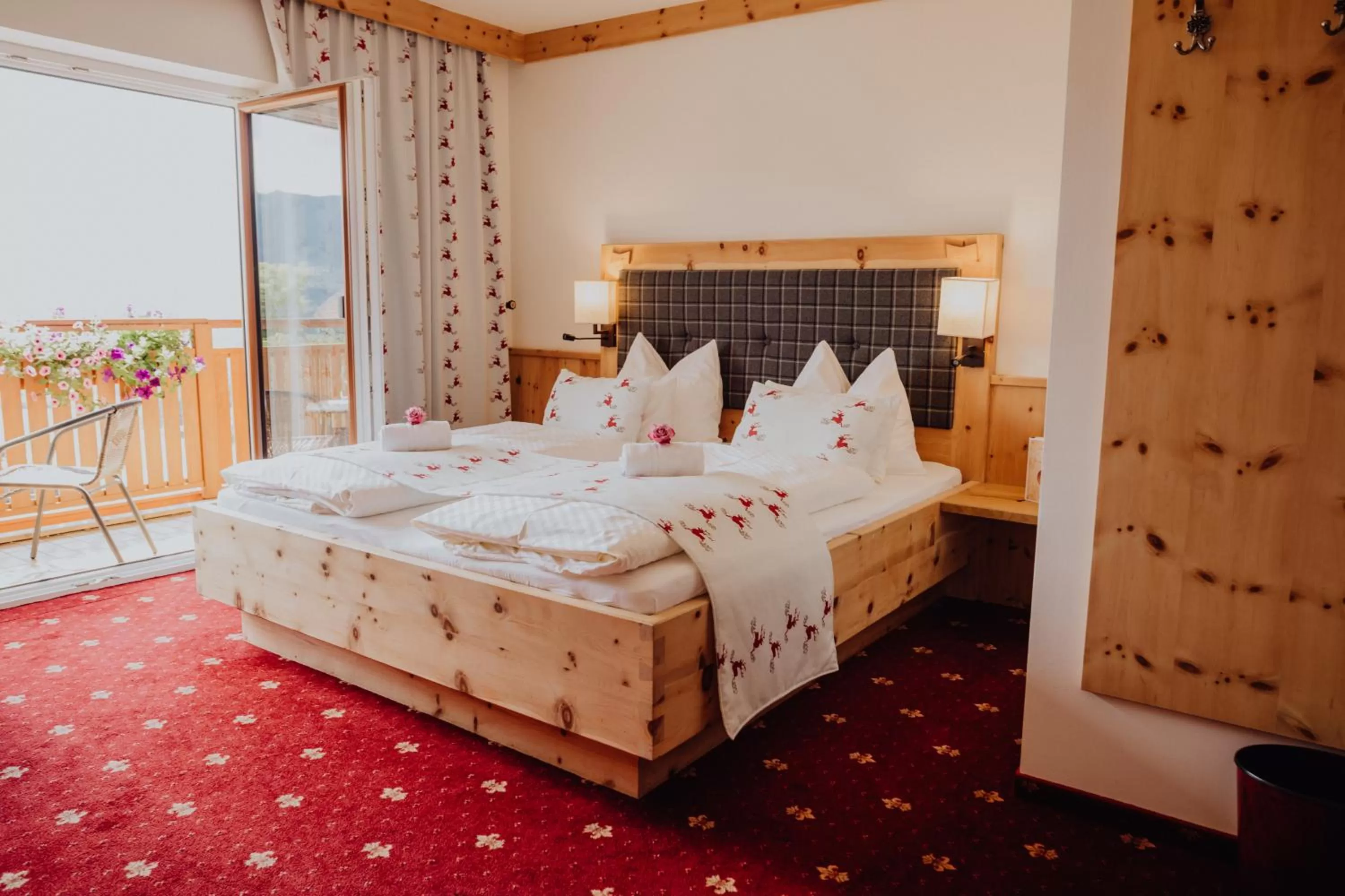 Balcony/Terrace, Bed in Panorama Hotel Gasthof Leidingerhof