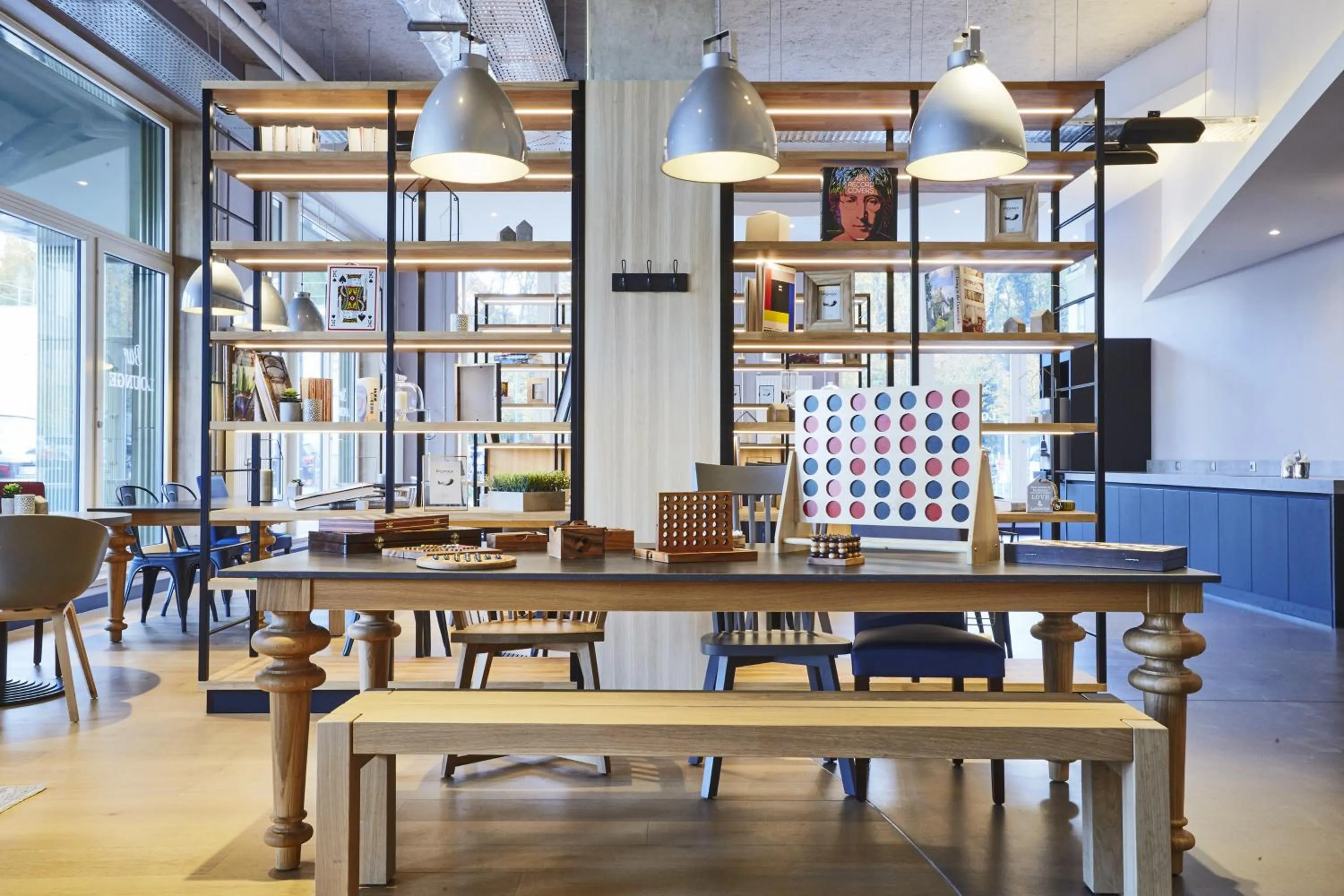 Lobby or reception in Campanile PRIME - Paris Saclay