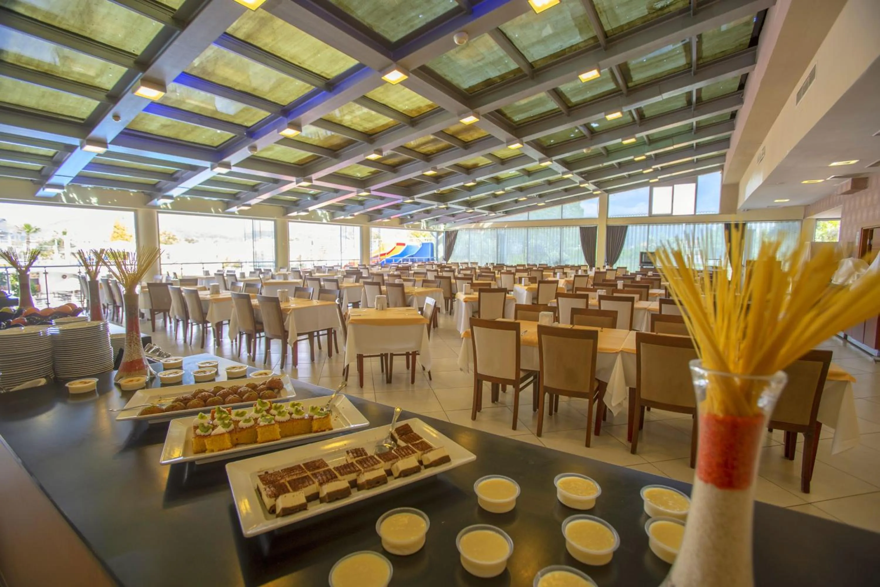 Restaurant/places to eat in Dalaman Airport Lykia Thermal & Spa Hotel