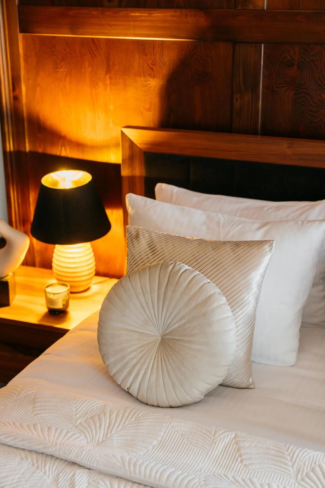 Bed in Topolowa Residence - LoftAffair Collection