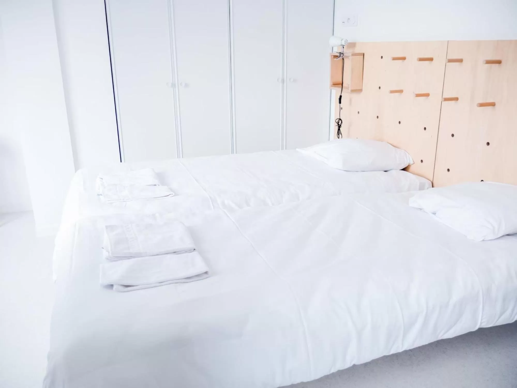 Bed in Ecla Paris Noisy-le-Grand