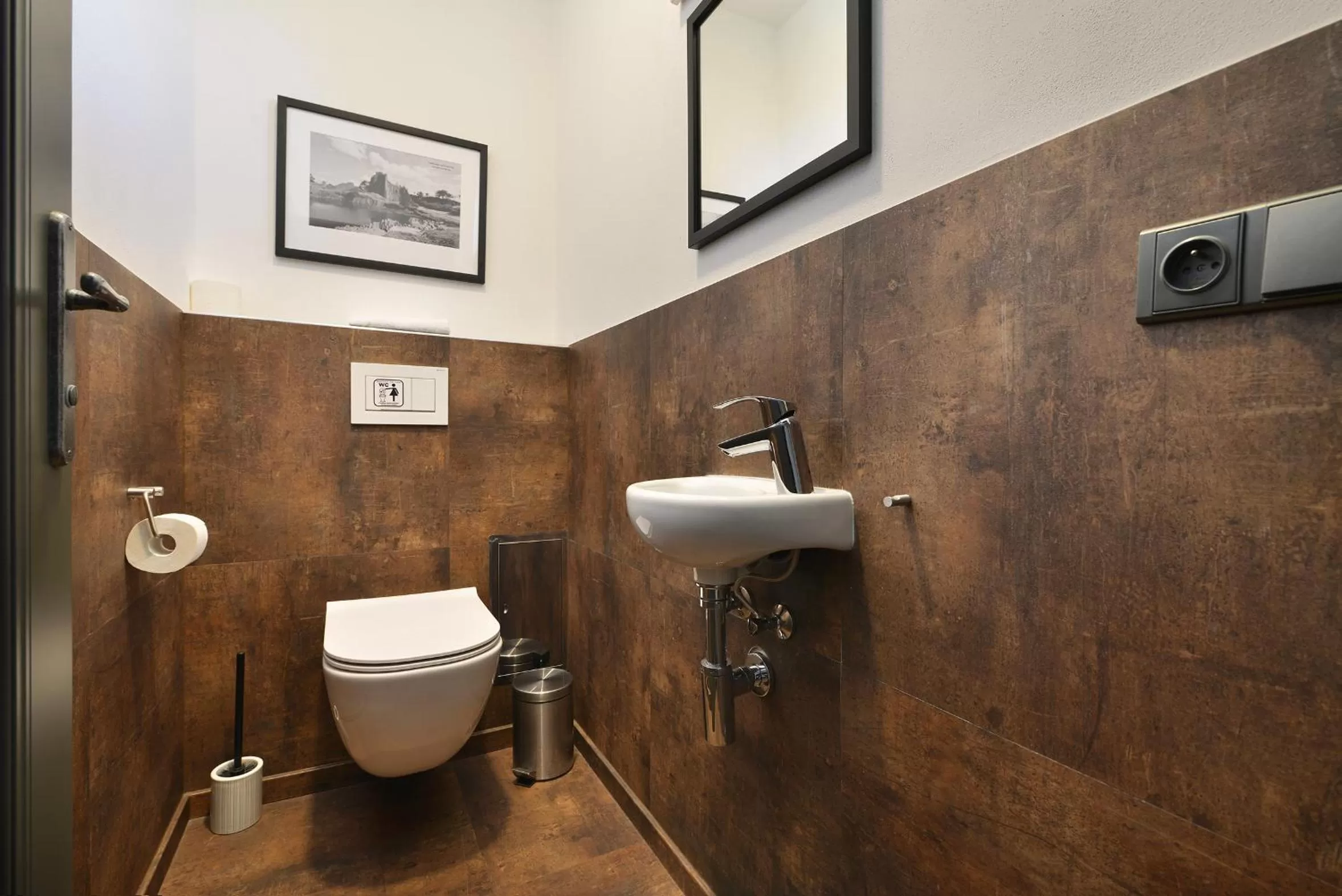 Toilet in Rezidence Pihel