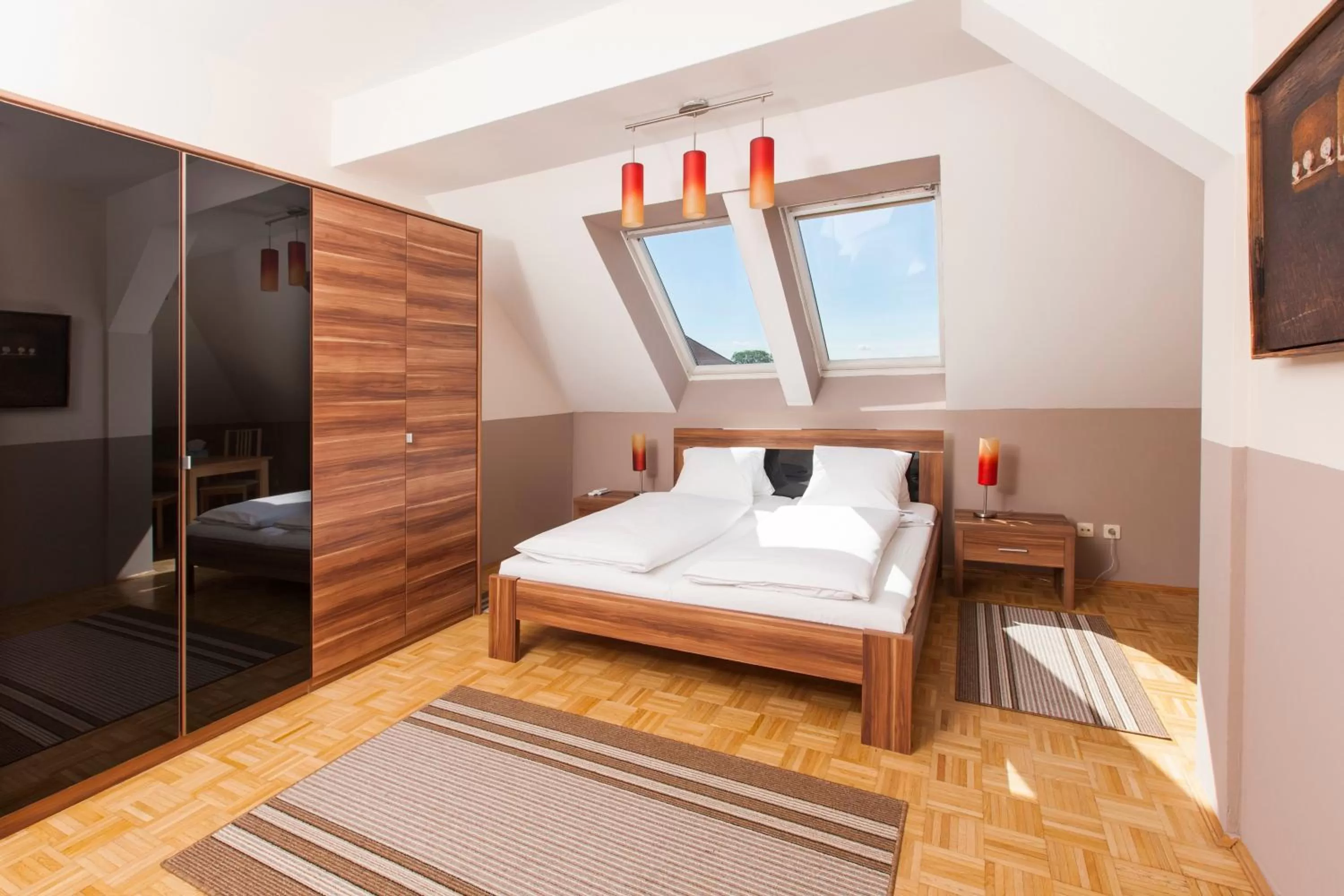 Photo of the whole room, Bed in Feldkirchnerhof