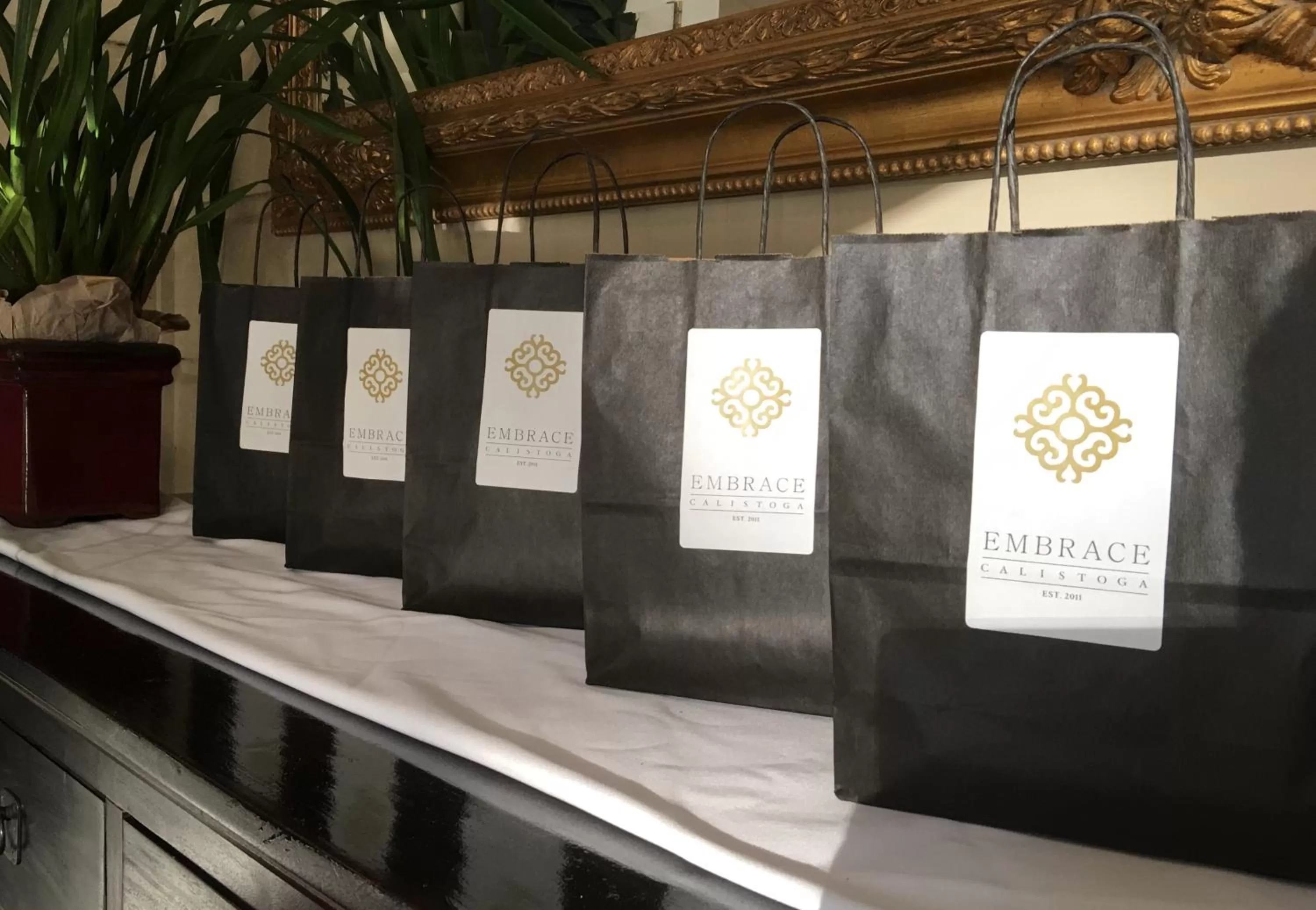 Food and drinks in Embrace Calistoga