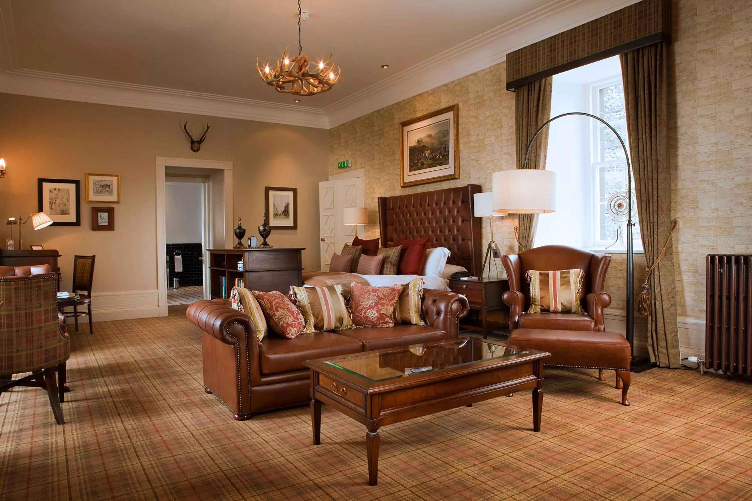 Seating area in Meldrum House Hotel Golf And Country Estate