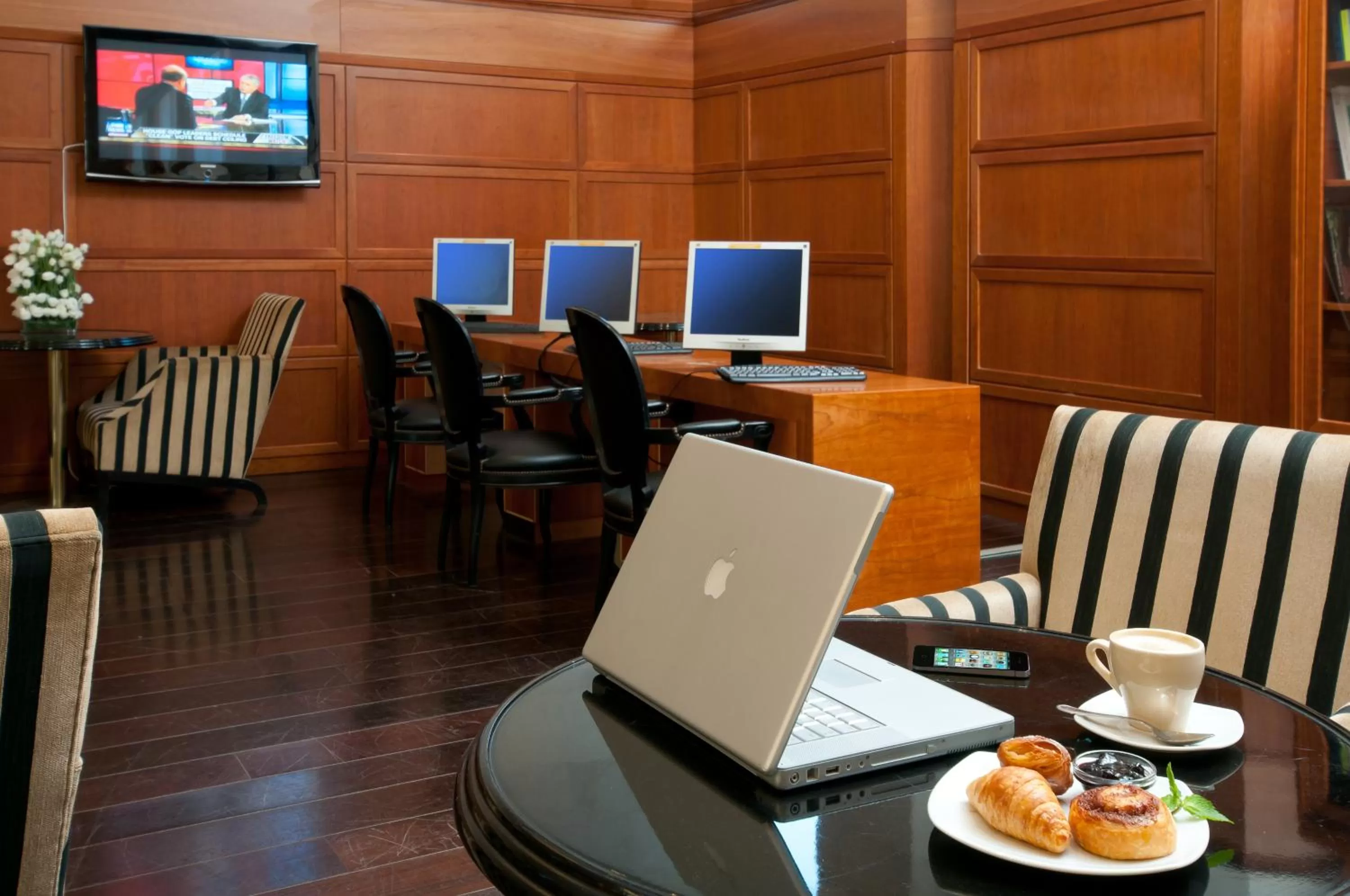 Business facilities in Leonardo Plaza Hotel Jerusalem