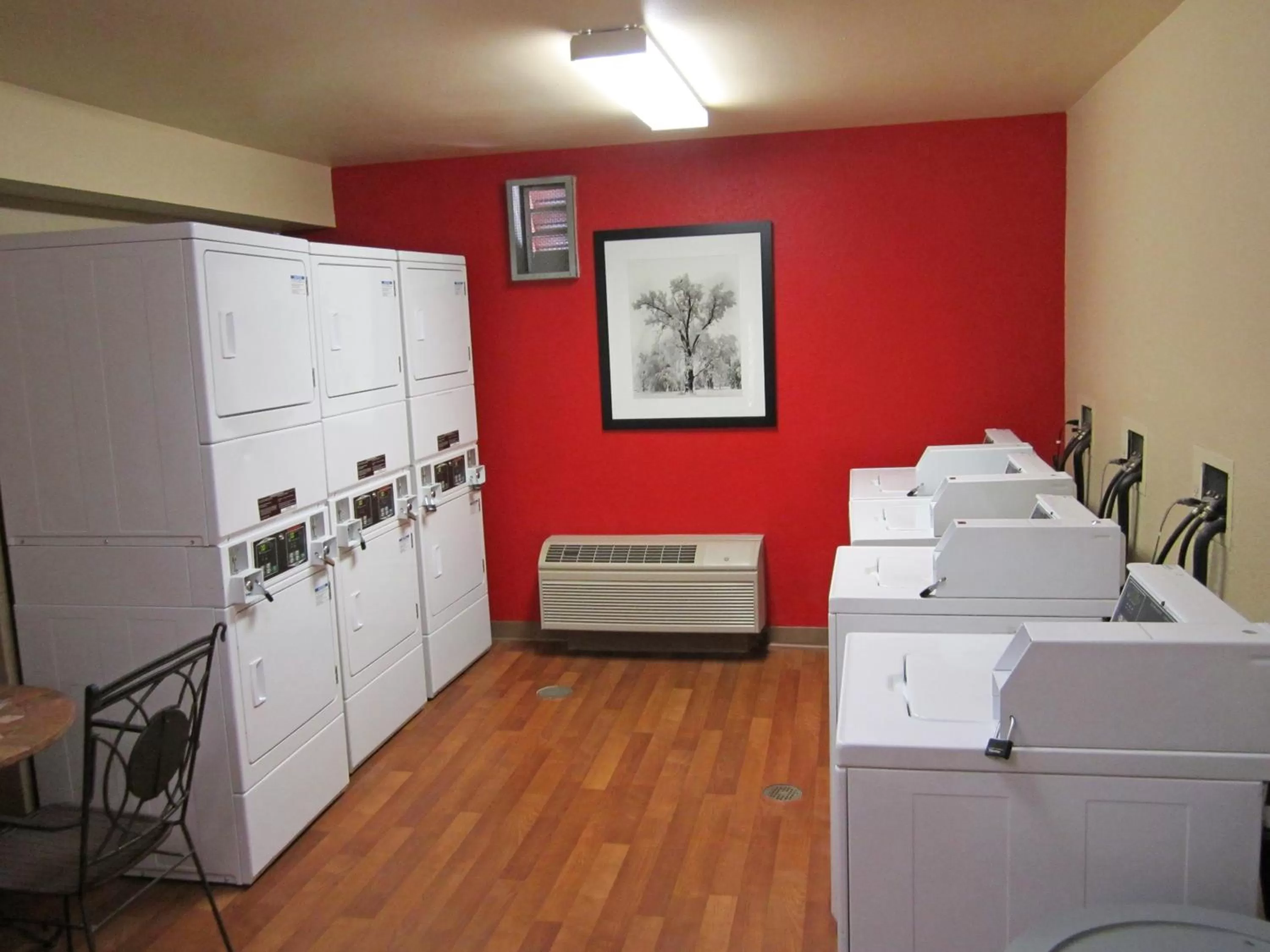 Area and facilities in Extended Stay America Suites - Orange County - Lake Forest