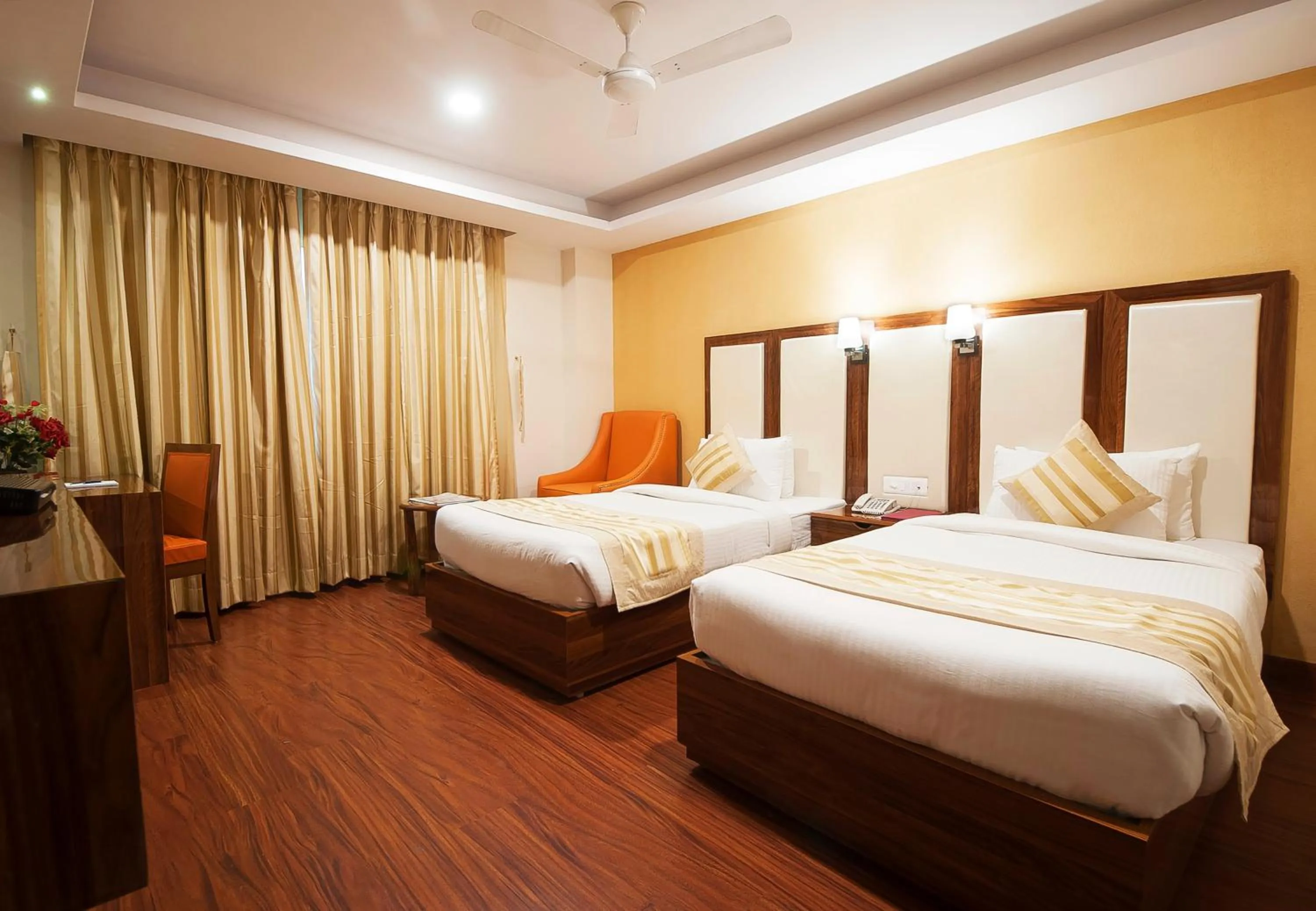 Bed in Airport Hotel Ramhan Palace Mahipalpur