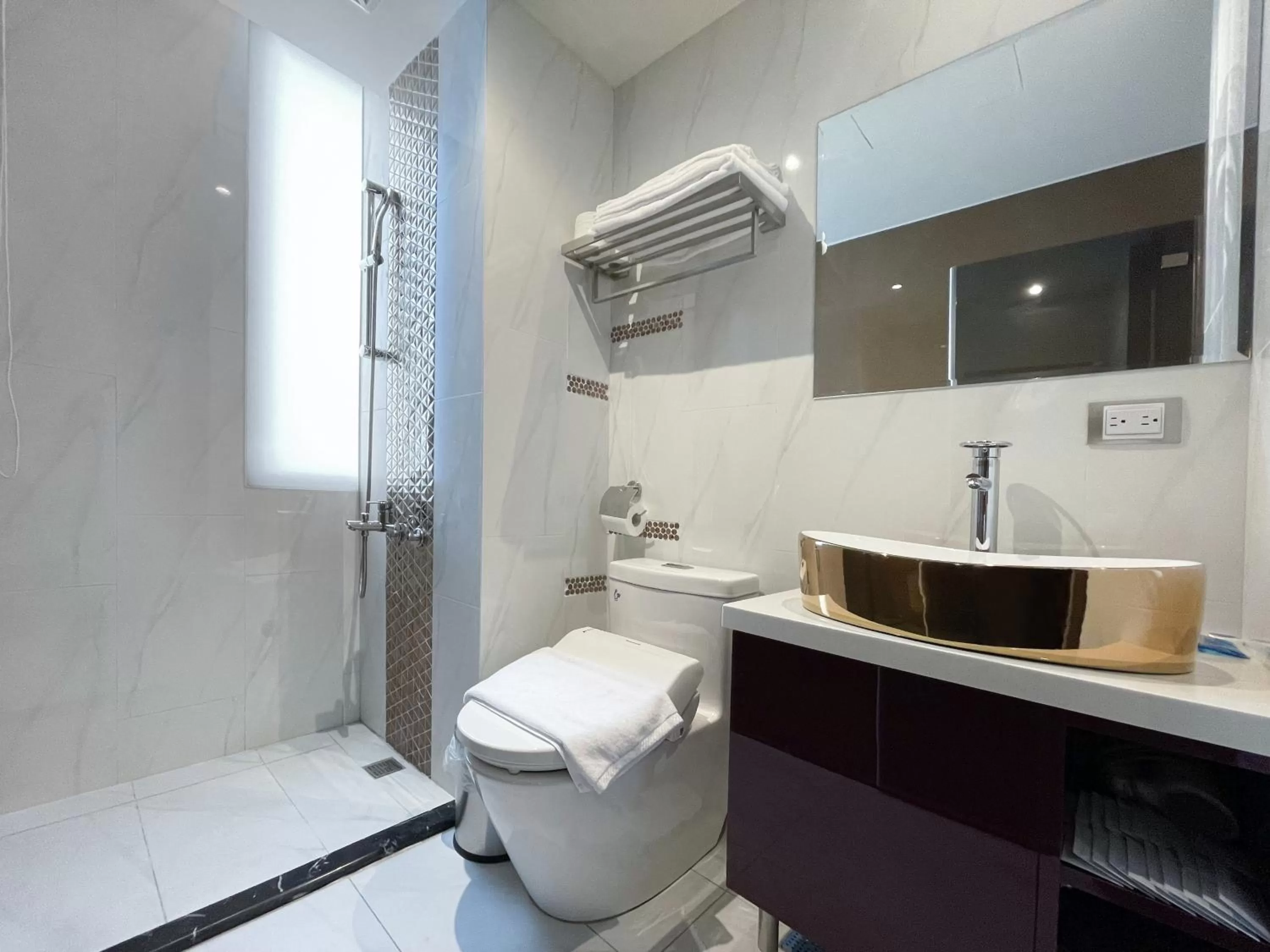 Bathroom in CHECK inn Taichung Qinghai