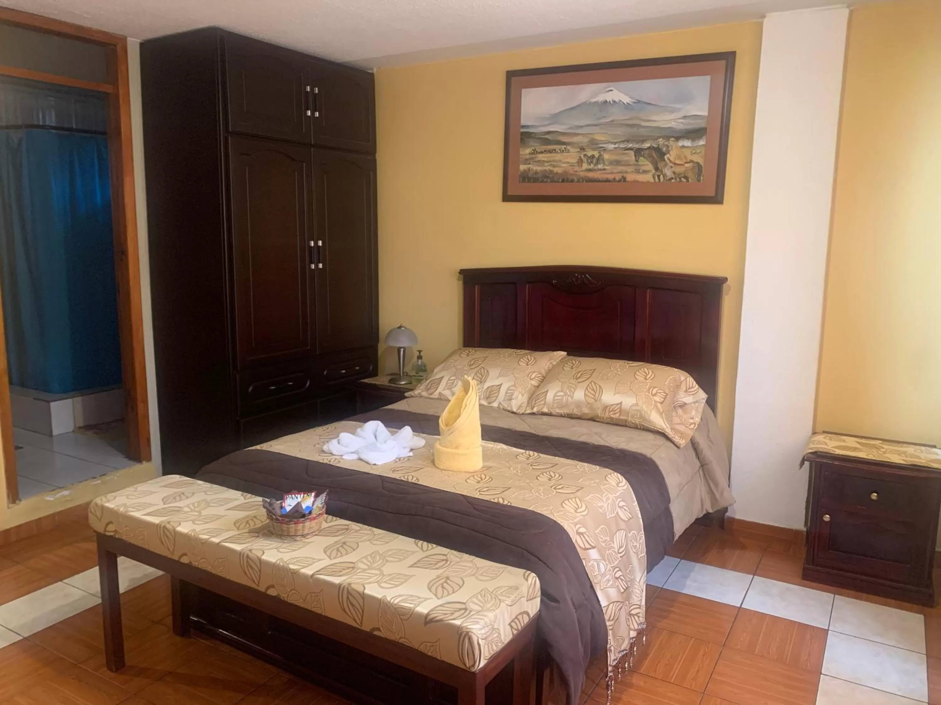 Bed in Hostal Jora Continental