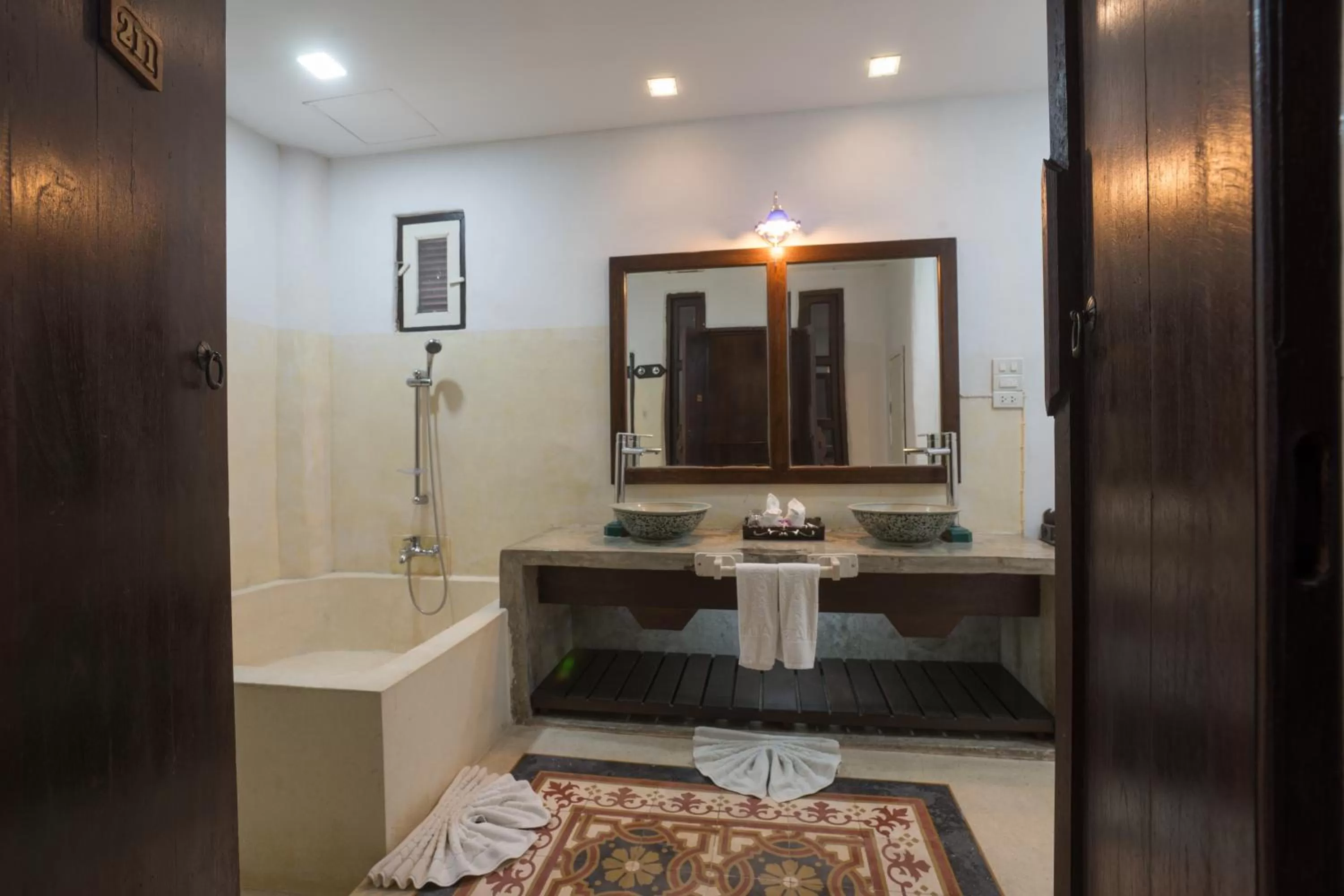 Bathroom in Cheva Gallery Boutique Hotel