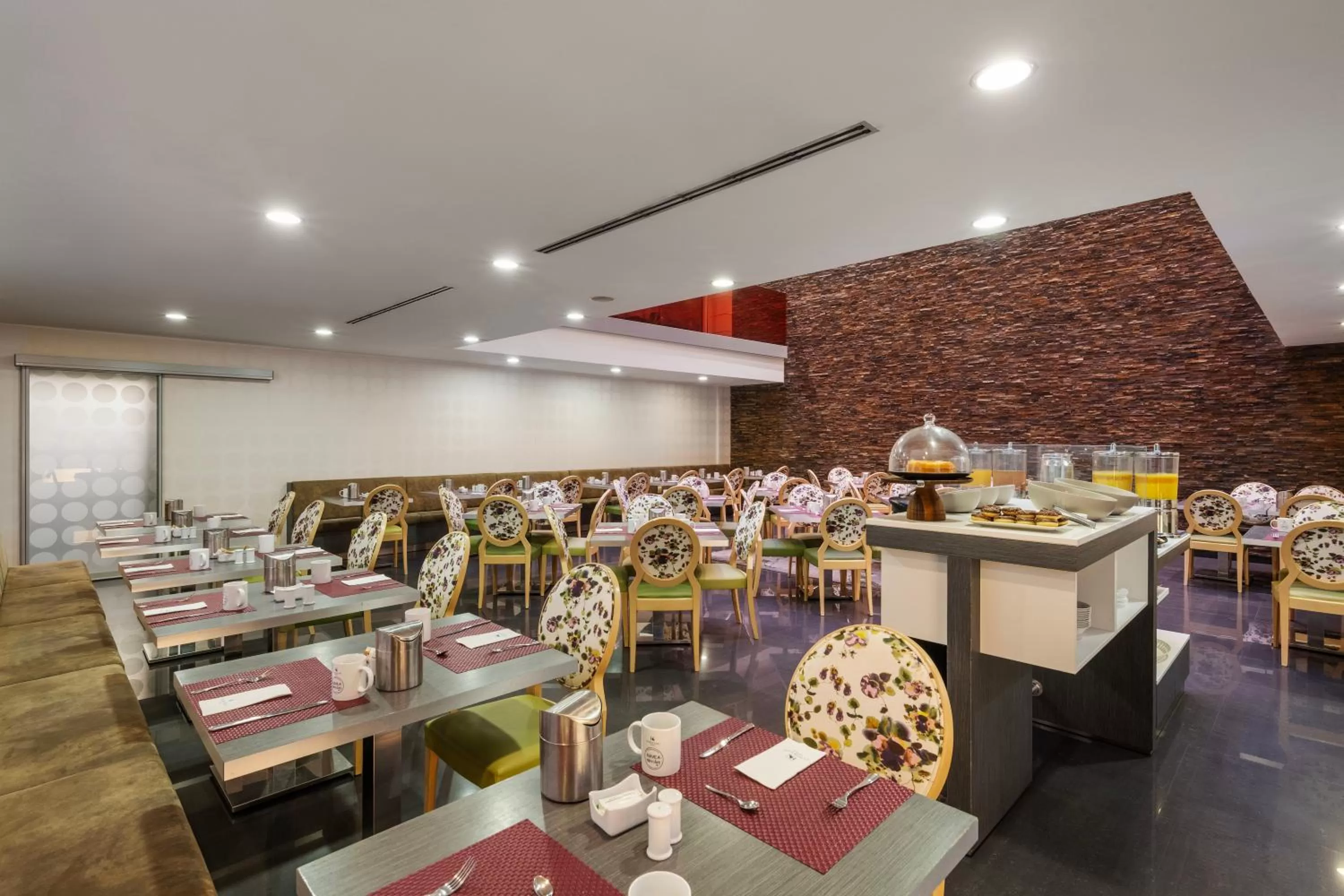 Restaurant/places to eat in Eurostars Palazzo Zichy