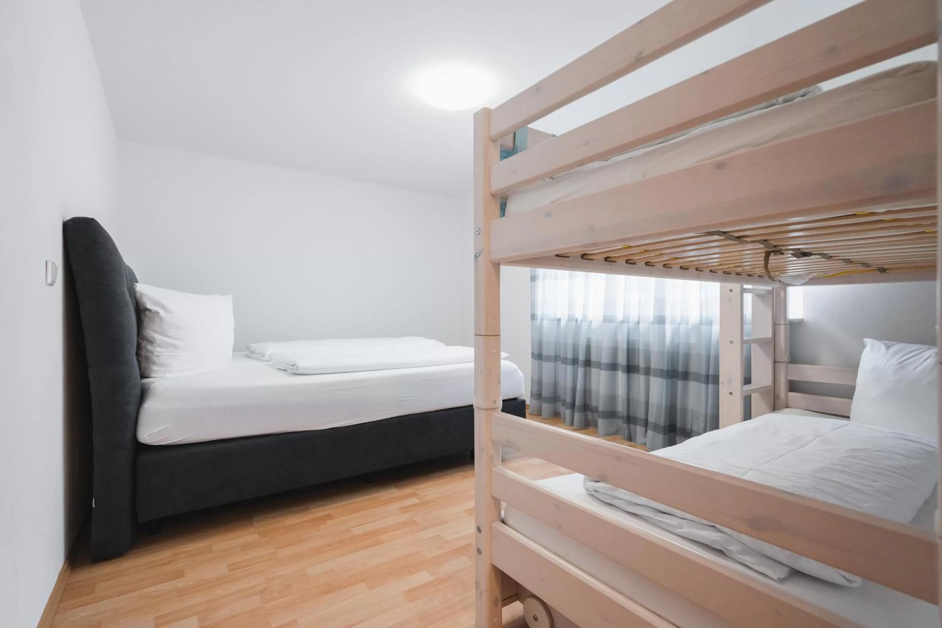 Bed in Park Hotel & Gästehaus Rust