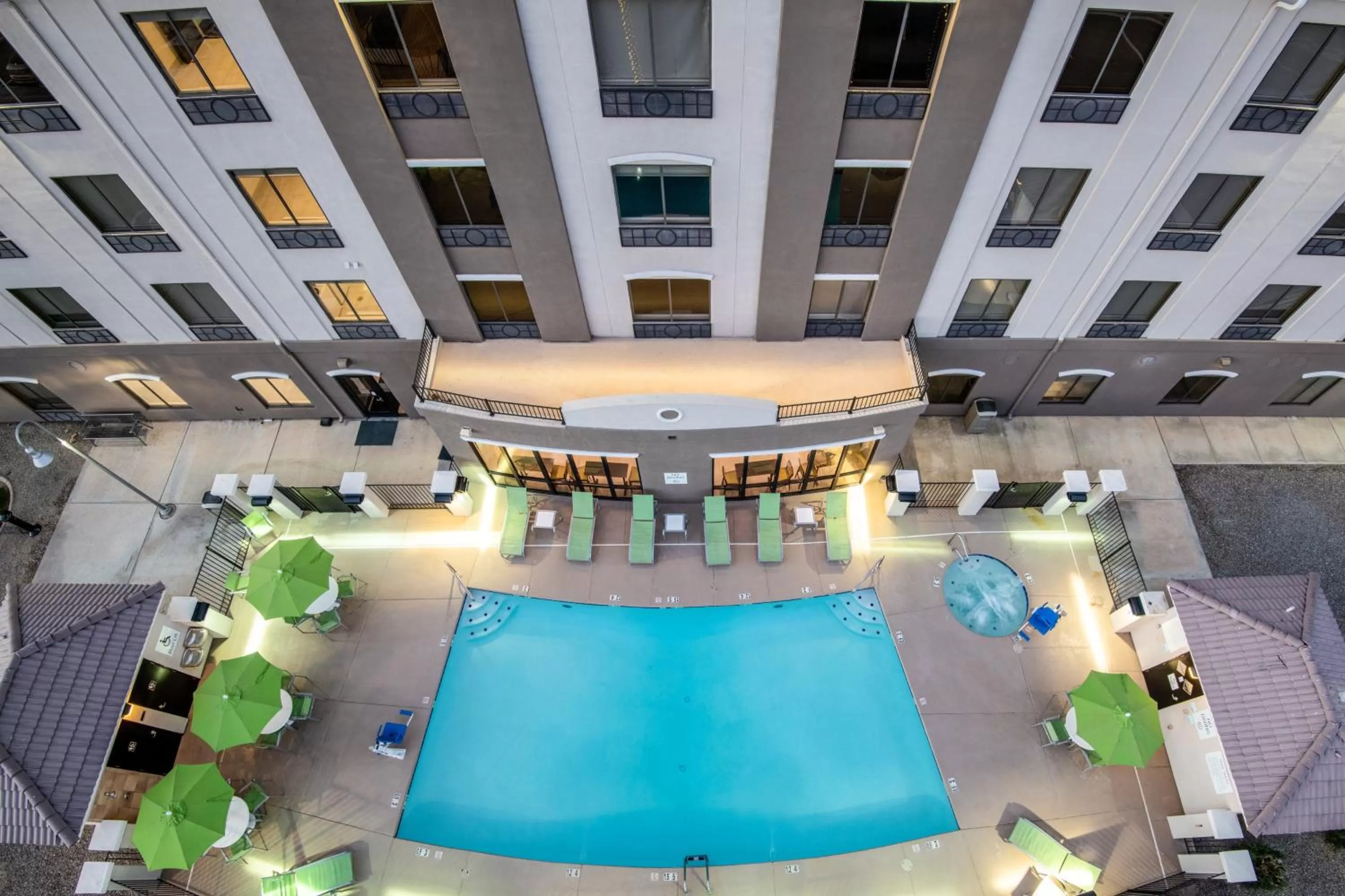 Swimming pool in Holiday Inn Express Hotel & Suites Yuma by IHG