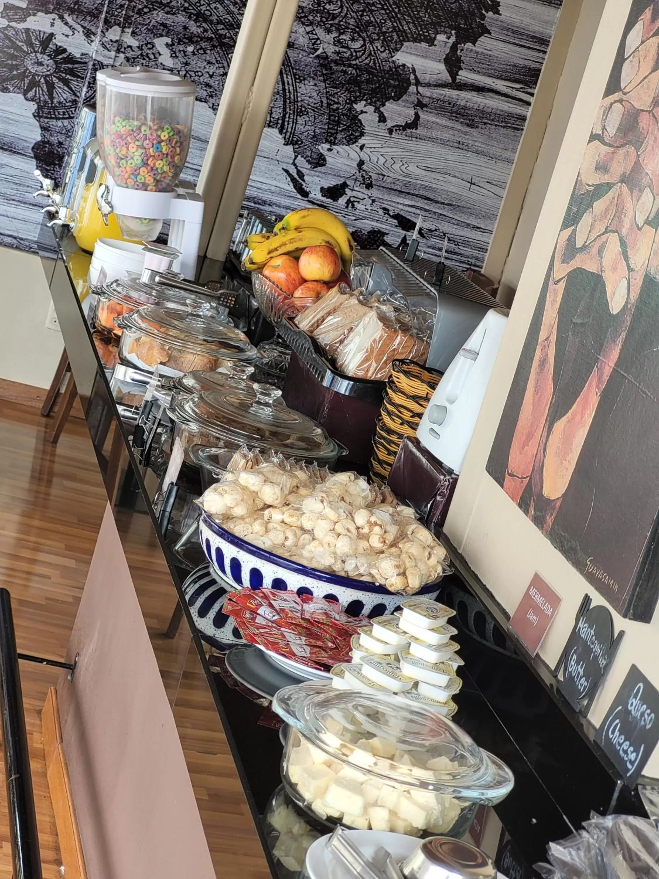 Food and drinks in Hotel Monte Carlo