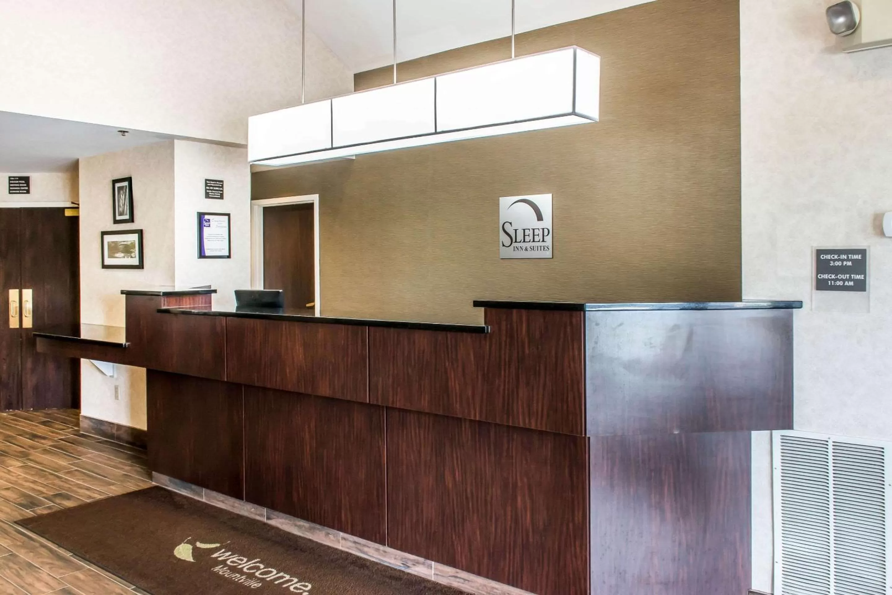 Lobby or reception in Sleep Inn & Suites of Lancaster County