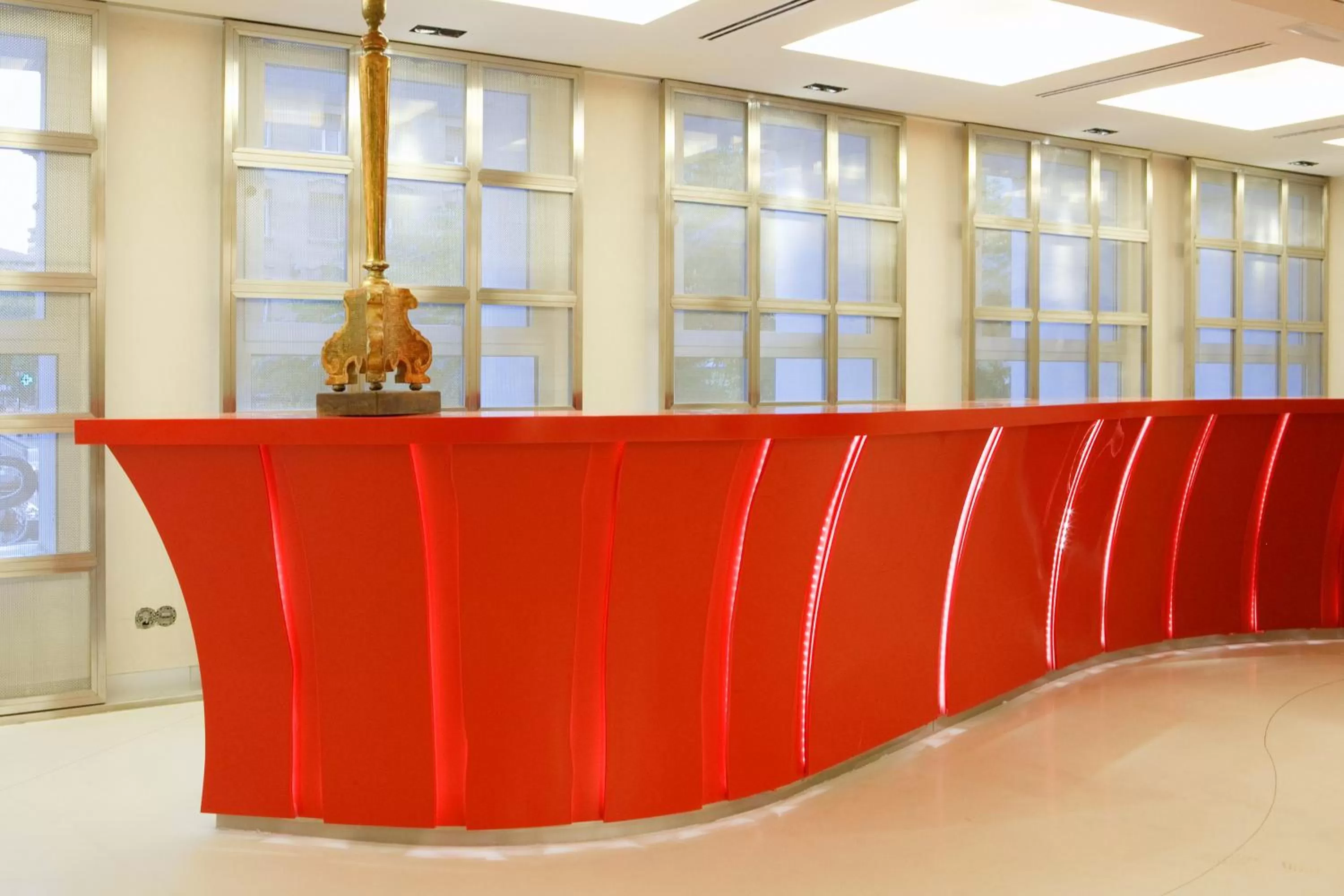 Business facilities in Hotel Alfonso