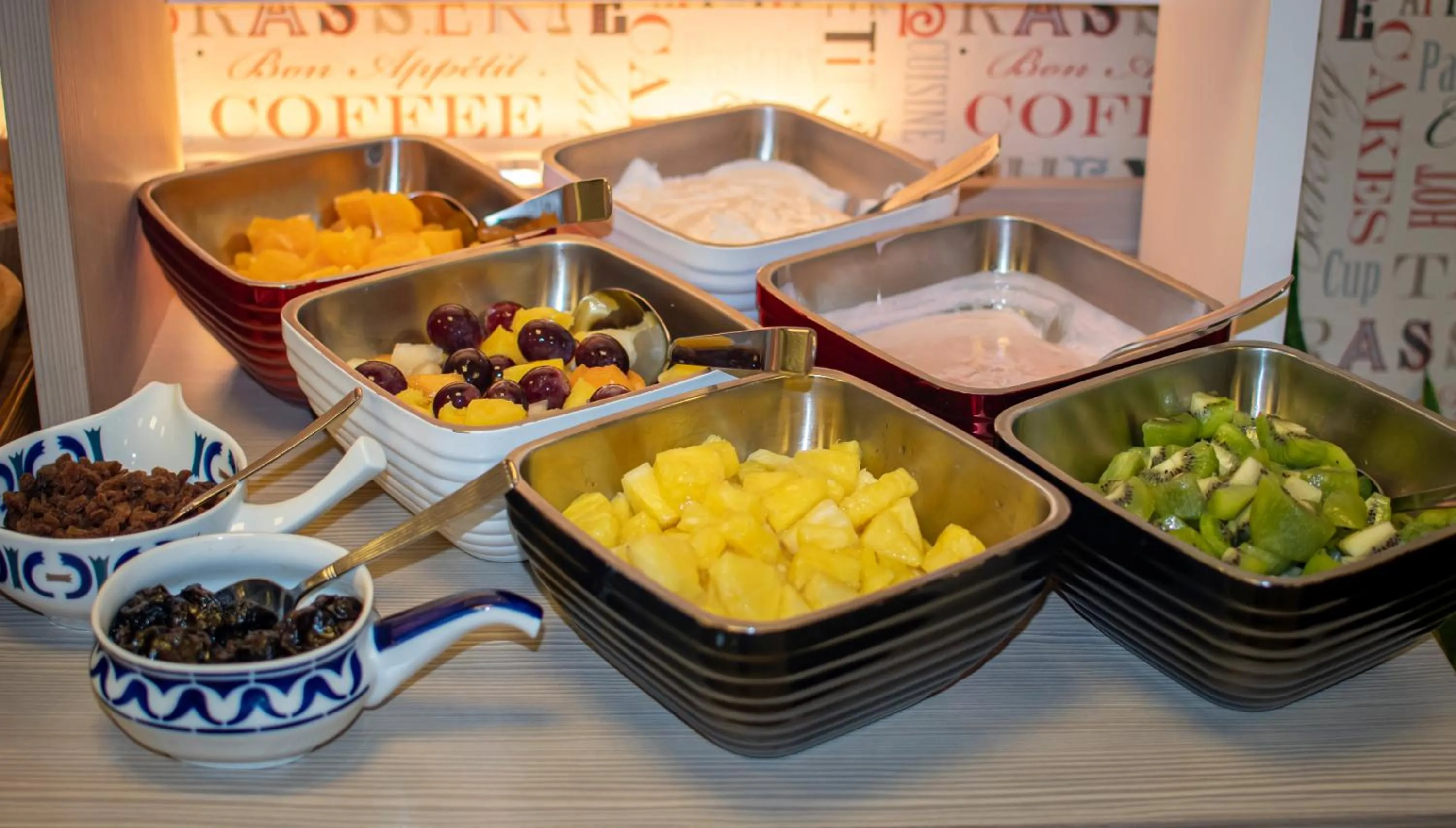 Breakfast in Hotel Mediterraneo Valencia