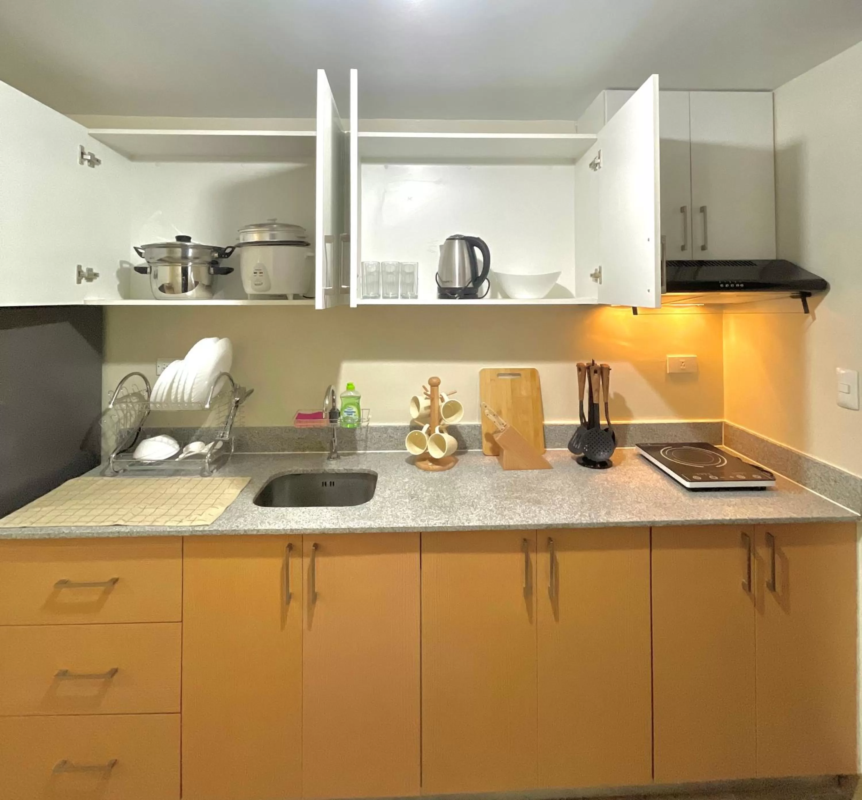 Kitchen or kitchenette, Kitchen/Kitchenette in Cubao, Quezon City Condo Staycation (wifi and netflix ready)